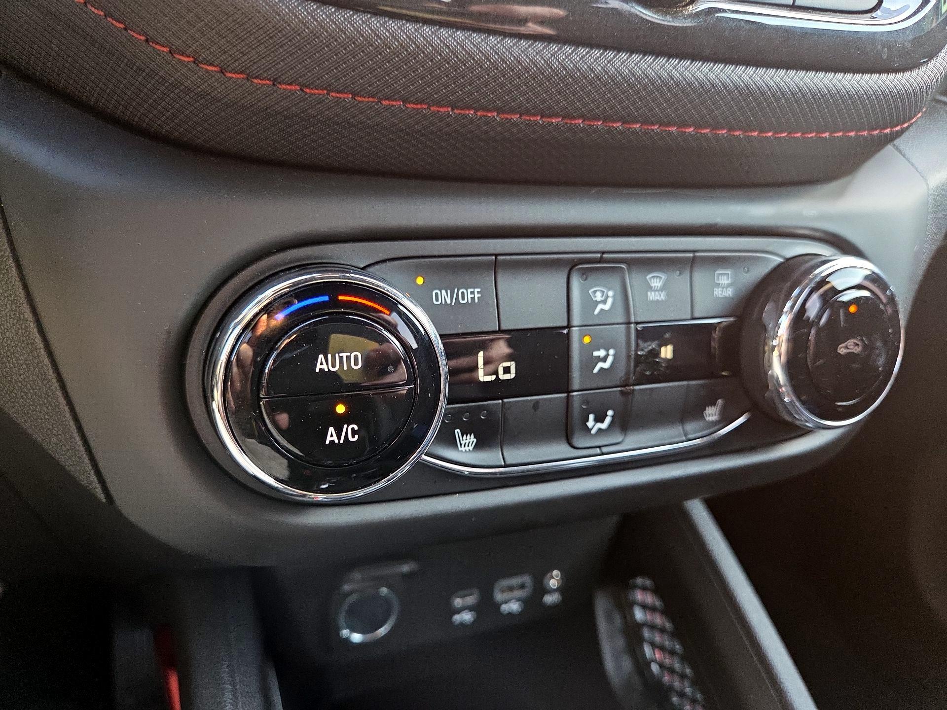 Thumbnail: 2023 Chevrolet TrailBlazer - 16