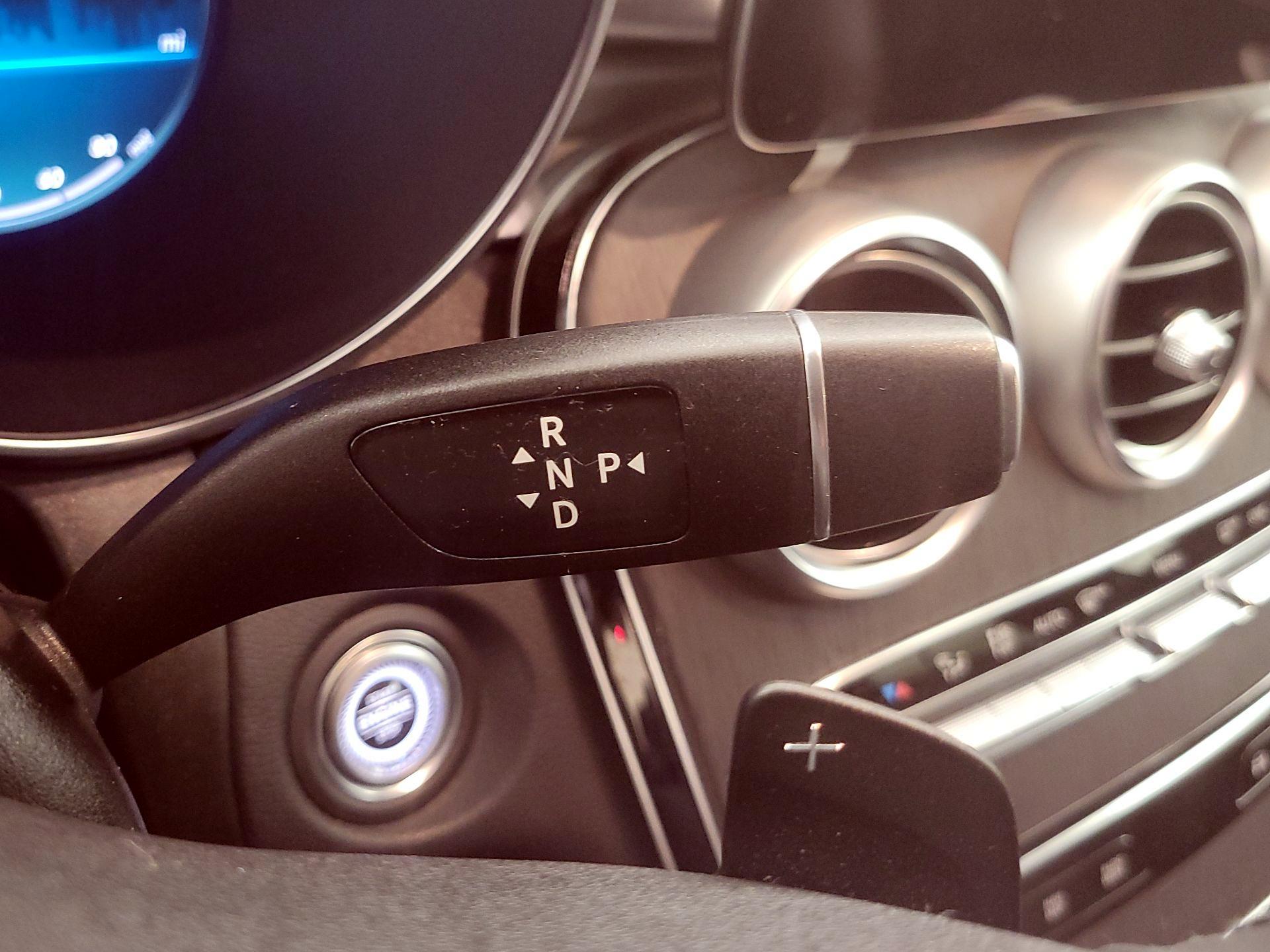 Thumbnail: 2022 Mercedes-Benz GLC - 18