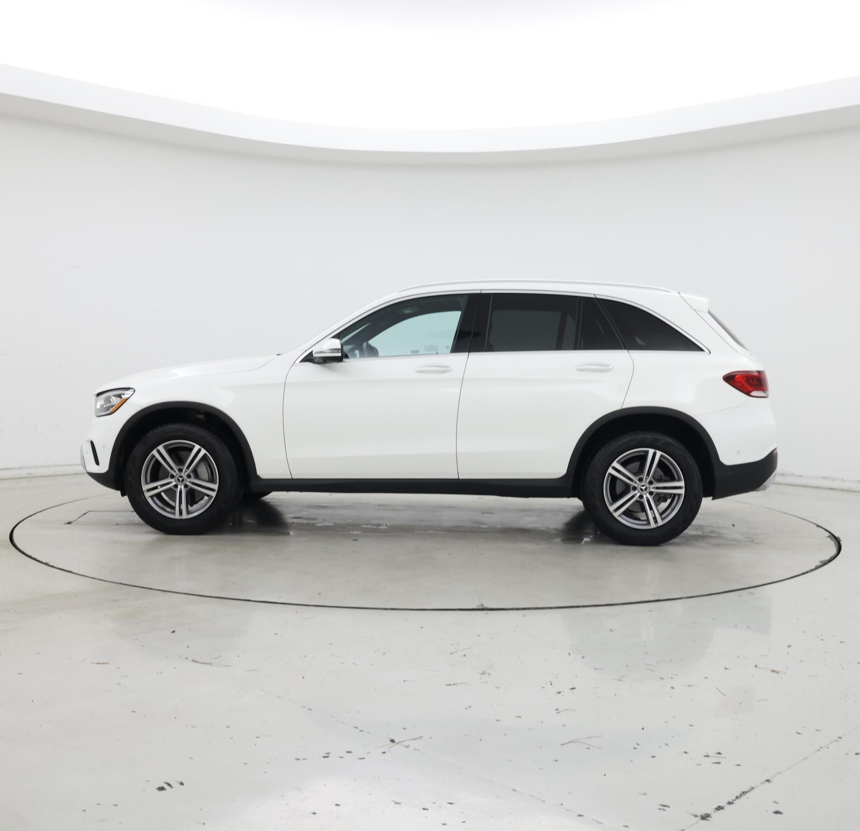 Thumbnail: 2022 Mercedes-Benz GLC - 3