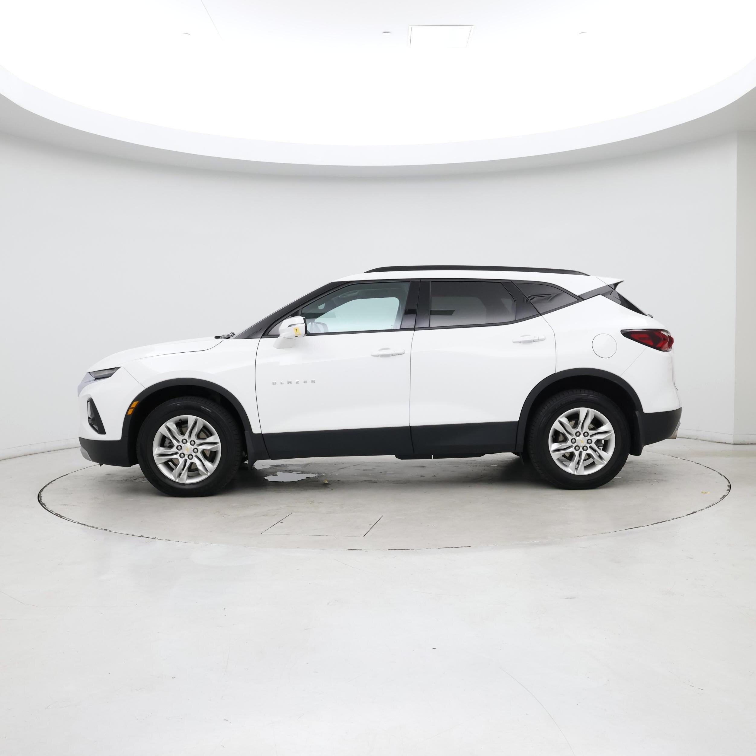 Thumbnail: 2022 Chevrolet Blazer - 3