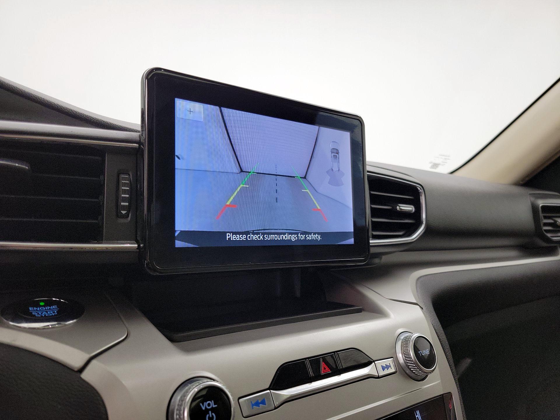 Thumbnail: 2021 Ford Explorer - 15