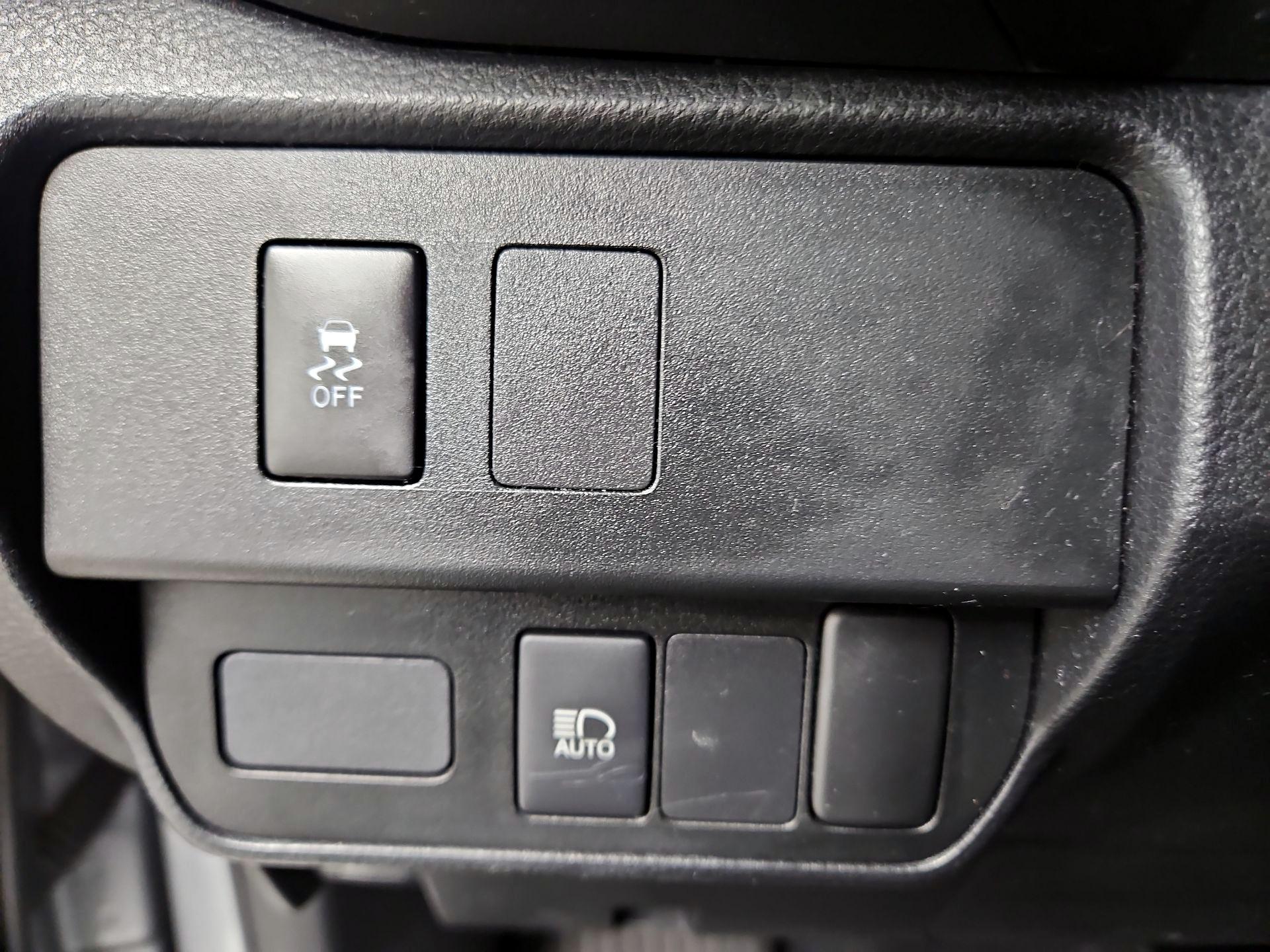 Thumbnail: 2022 Toyota Tacoma - 13