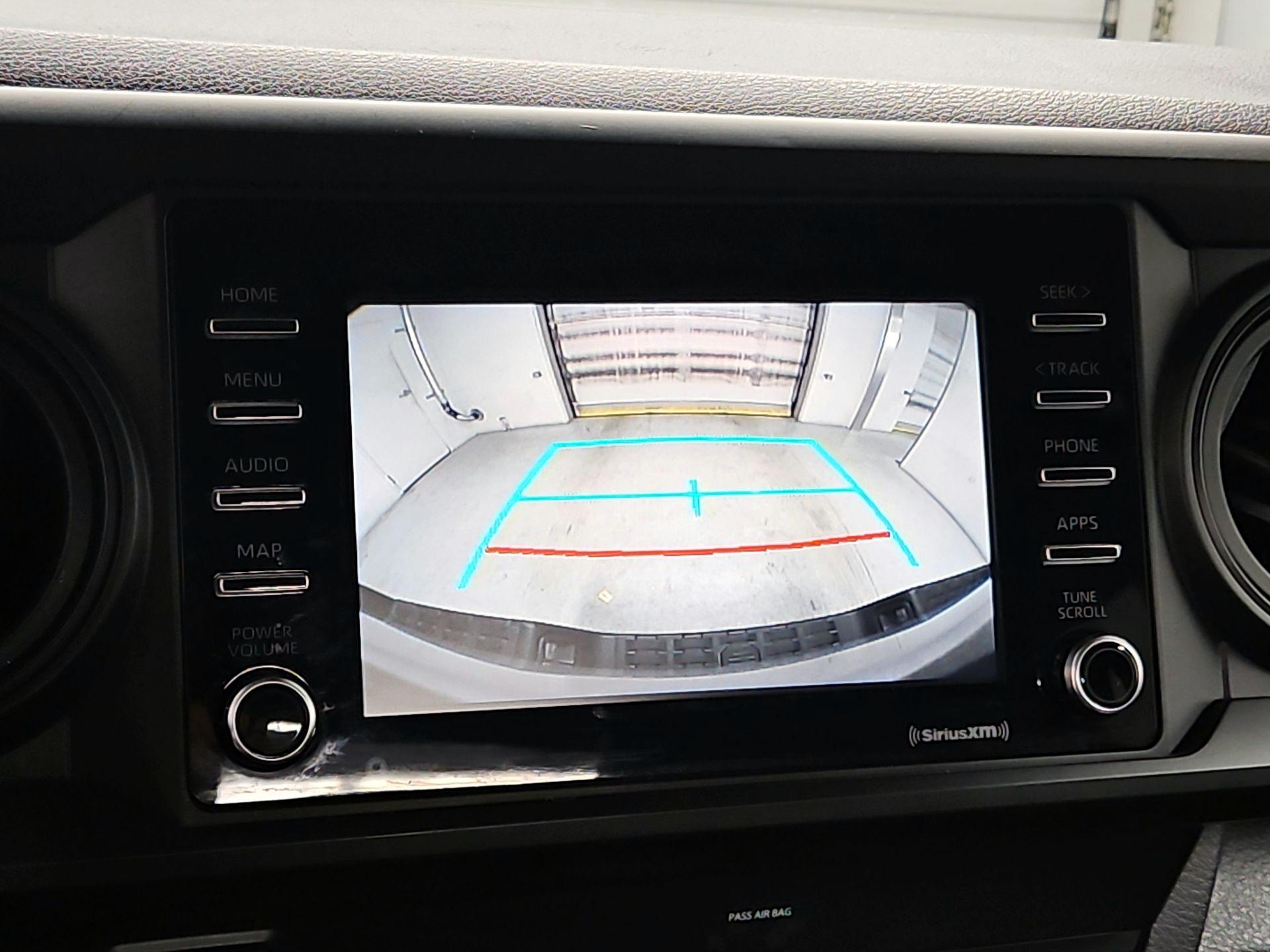 Thumbnail: 2022 Toyota Tacoma - 14