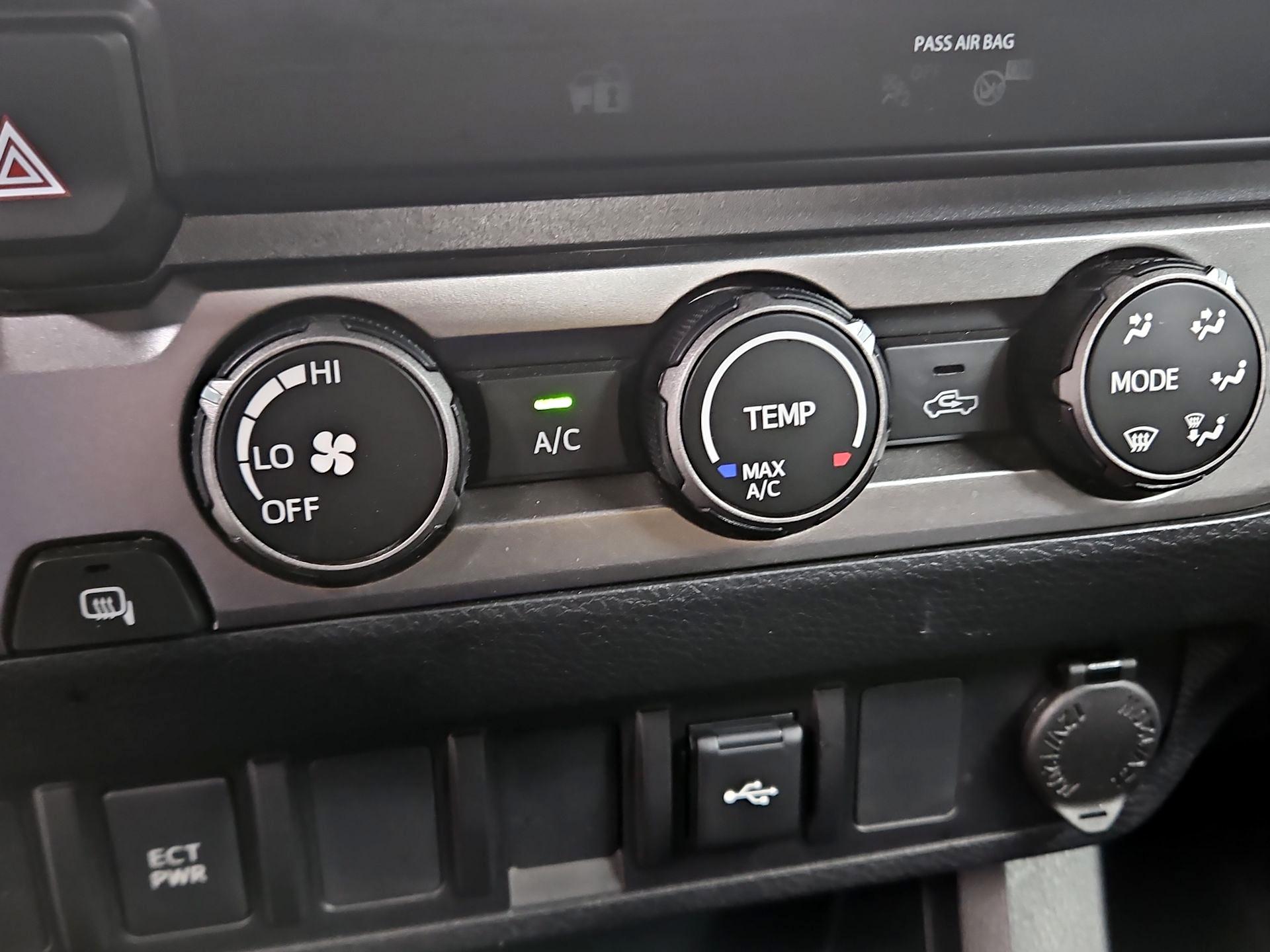 Thumbnail: 2022 Toyota Tacoma - 16