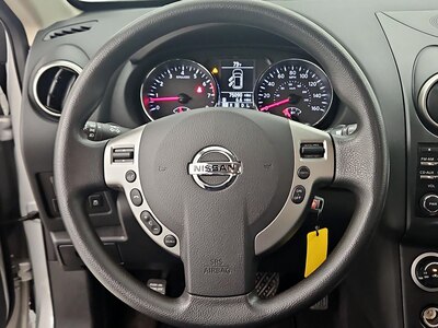 Steering Wheel & Instrument Cluster (On)