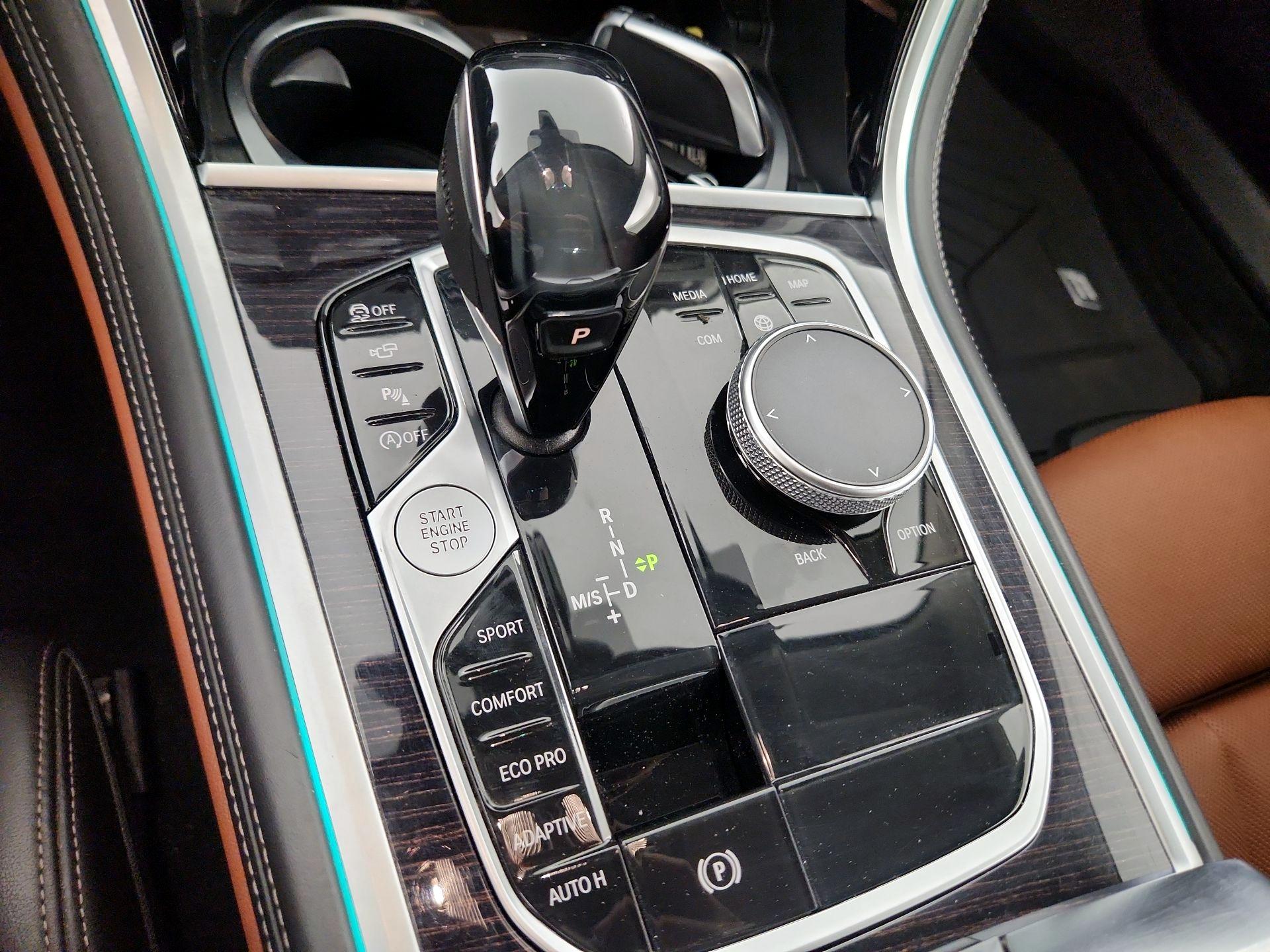 Thumbnail: 2020 BMW 8 Series - 15