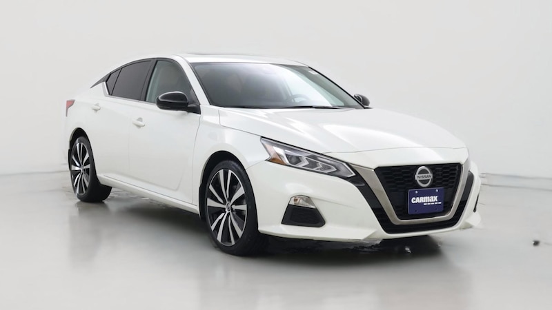 2021 Nissan Altima SR Hero Image