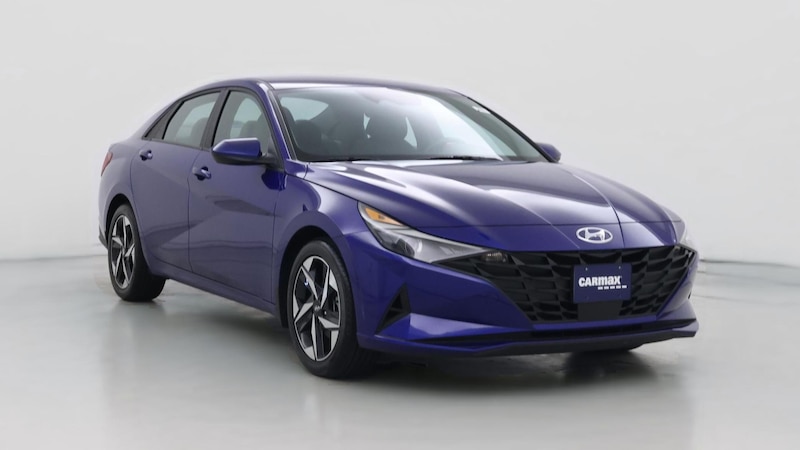 2023 Hyundai Elantra SEL Hero Image