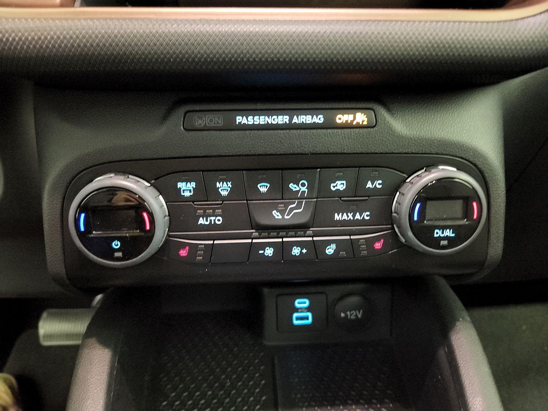 Thumbnail: 2021 Ford Bronco Sport - 17