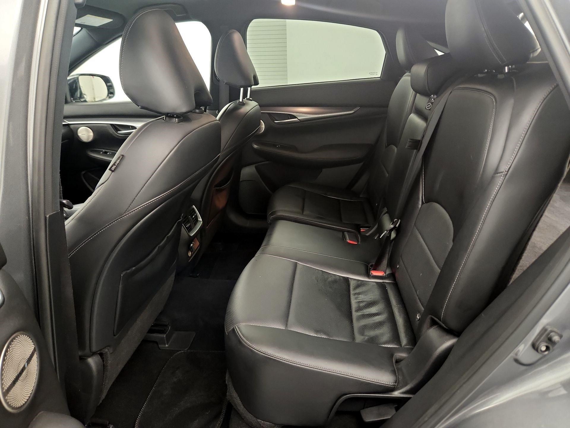 Thumbnail: 2022 INFINITI QX55 - 19