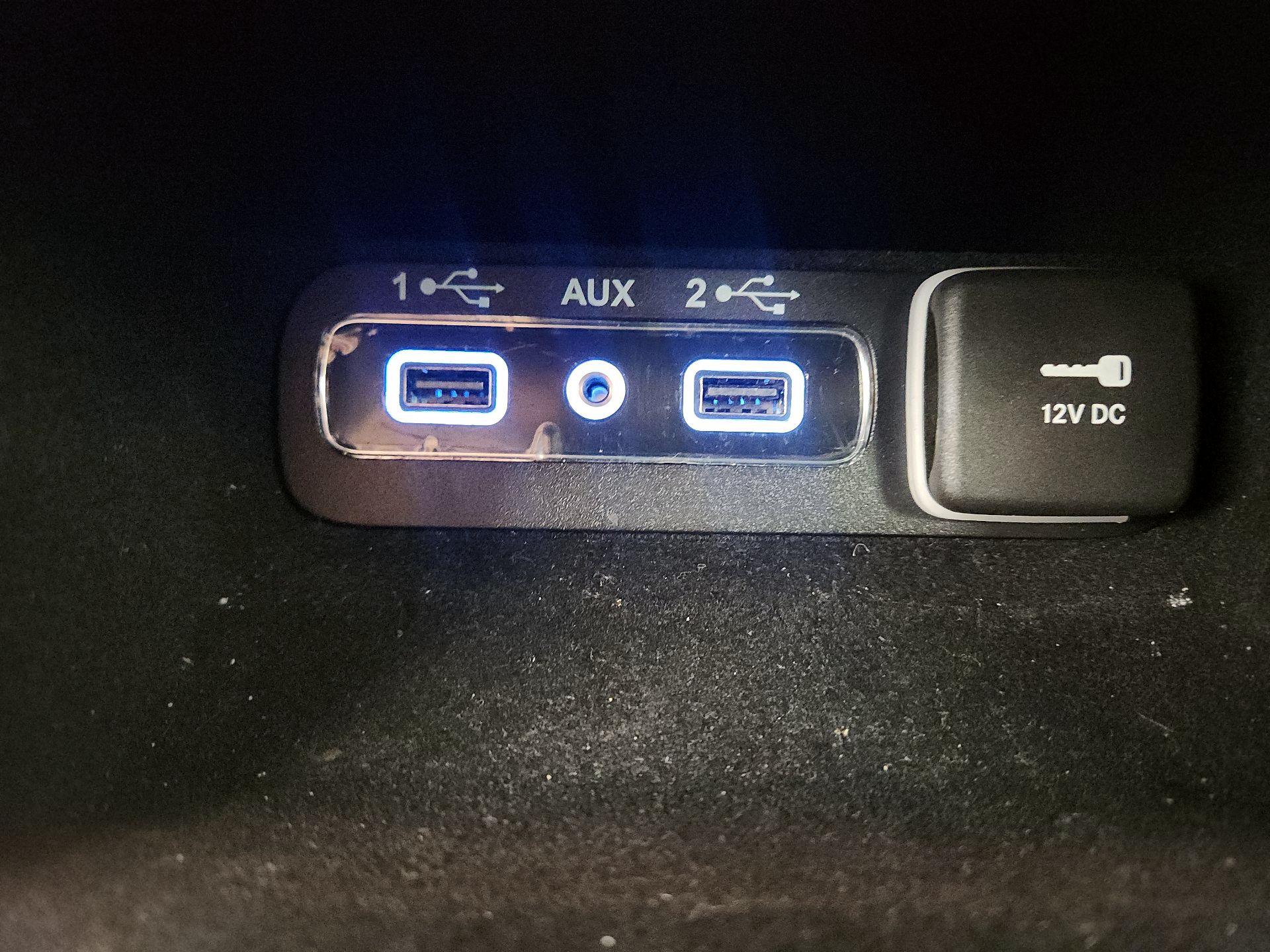 Thumbnail: 2021 Jeep Grand Cherokee - 19