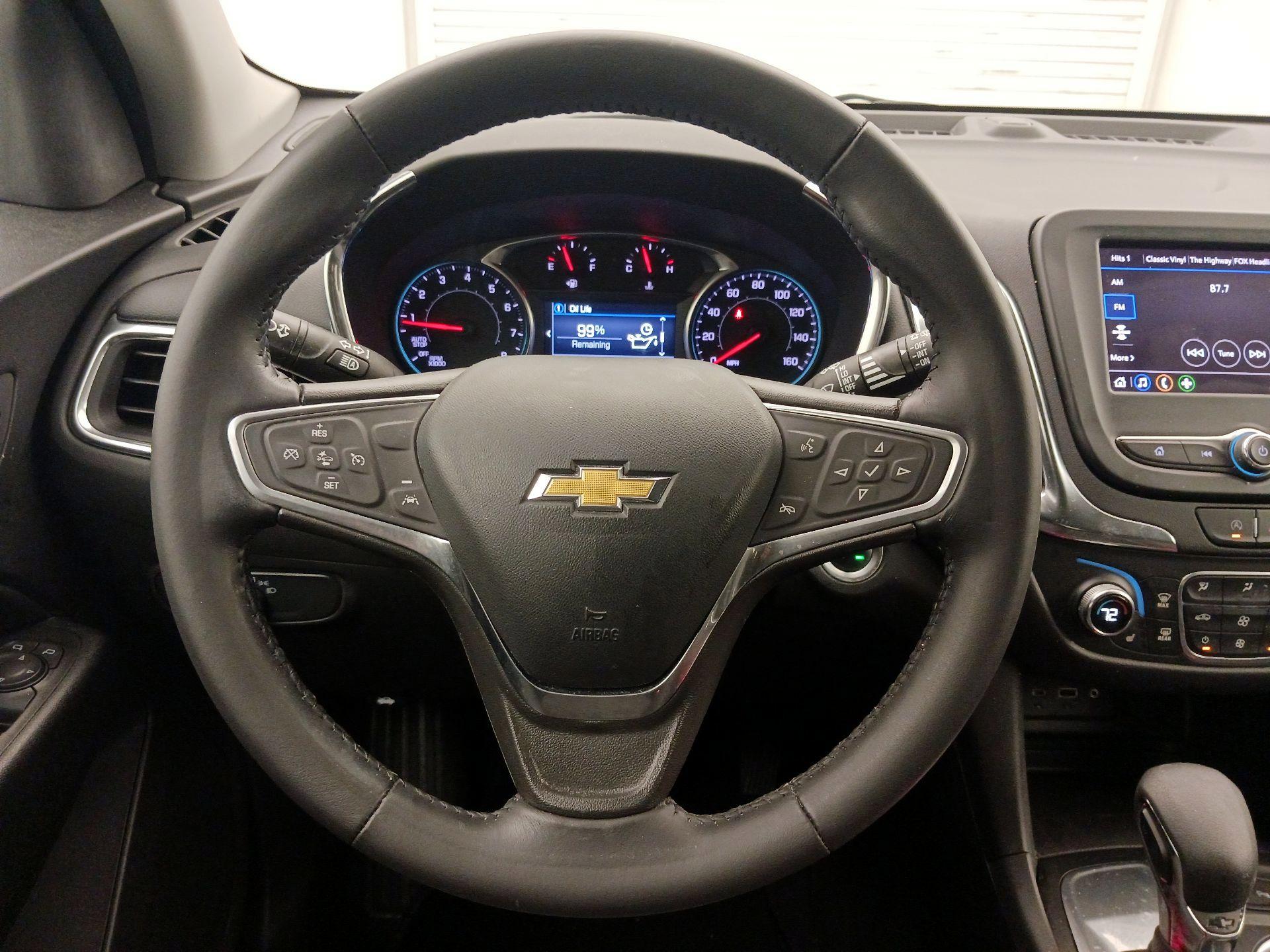 Thumbnail: 2022 Chevrolet Equinox - 10