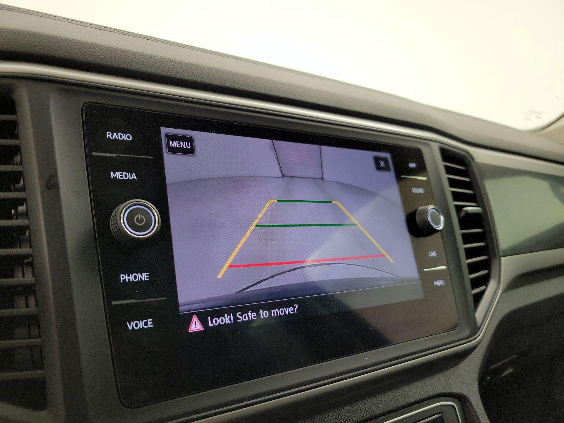 Thumbnail: 2021 Volkswagen Atlas - 14