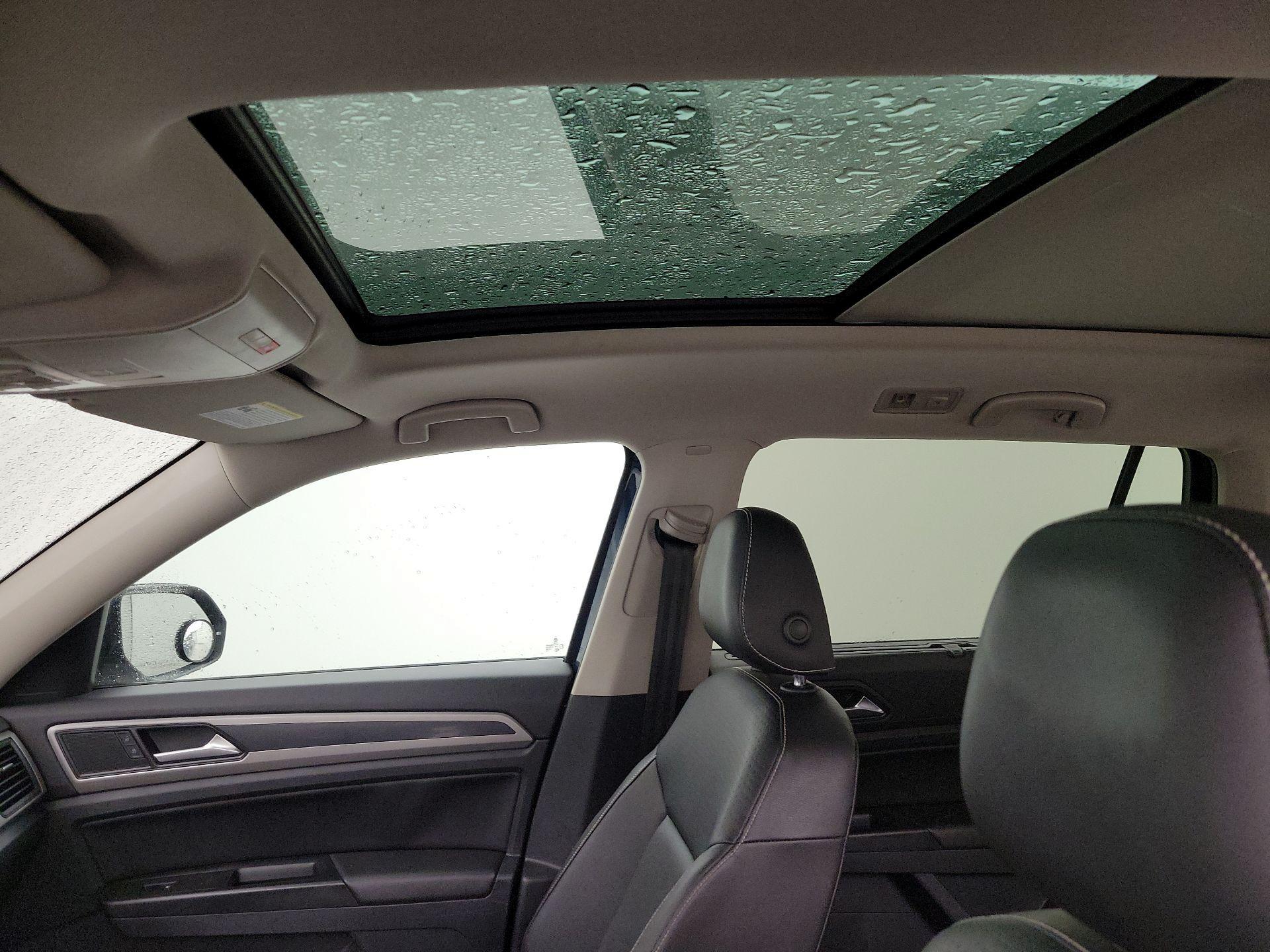 Thumbnail: 2021 Volkswagen Atlas - 18