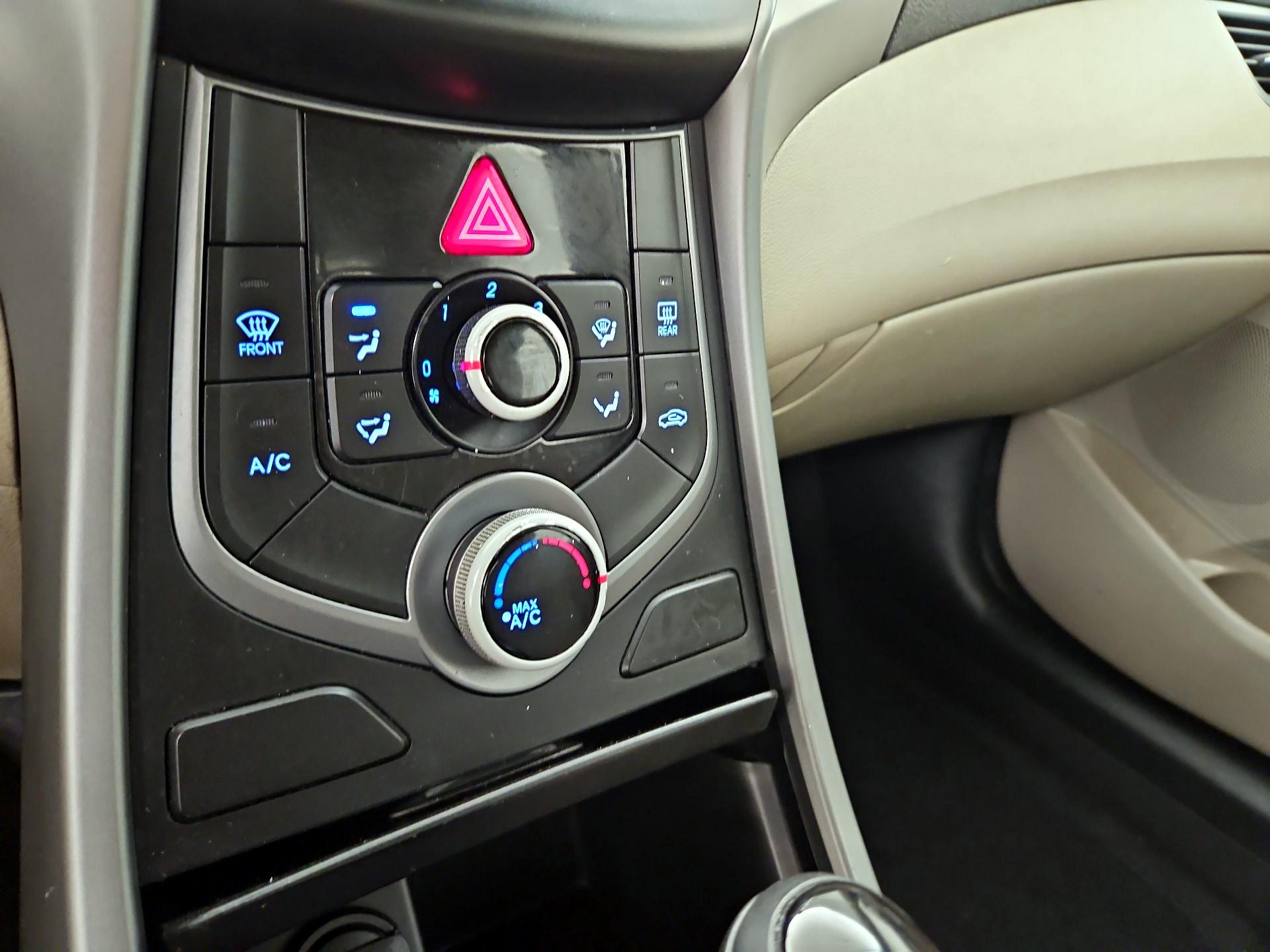 Thumbnail: 2014 Hyundai Elantra - 15