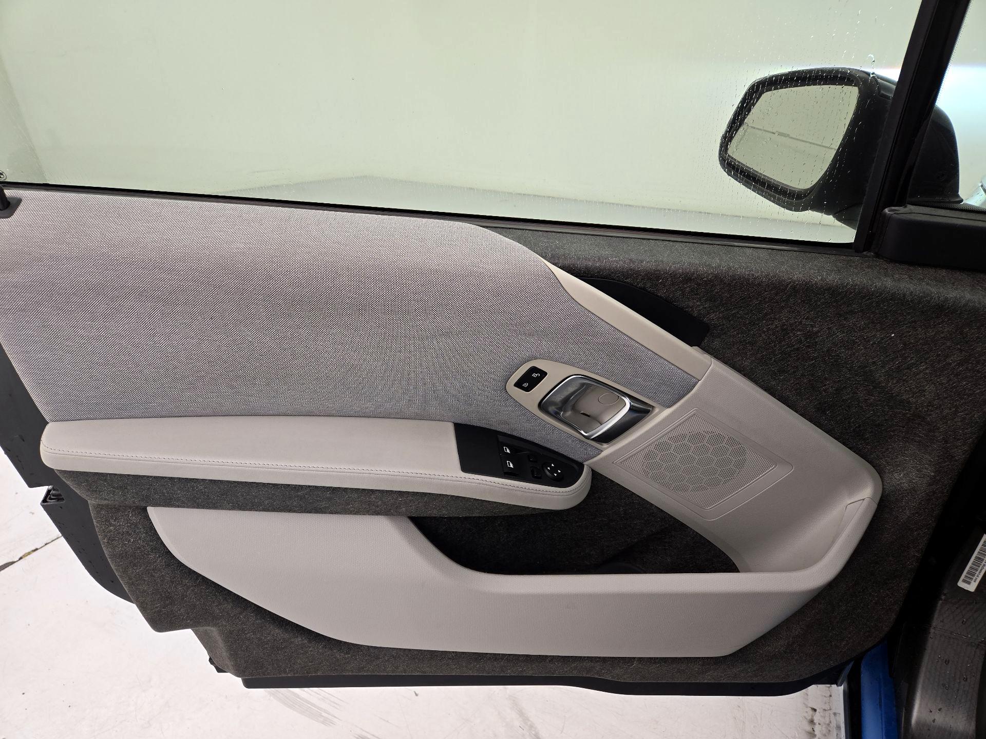 Thumbnail: 2015 BMW i3 - 11