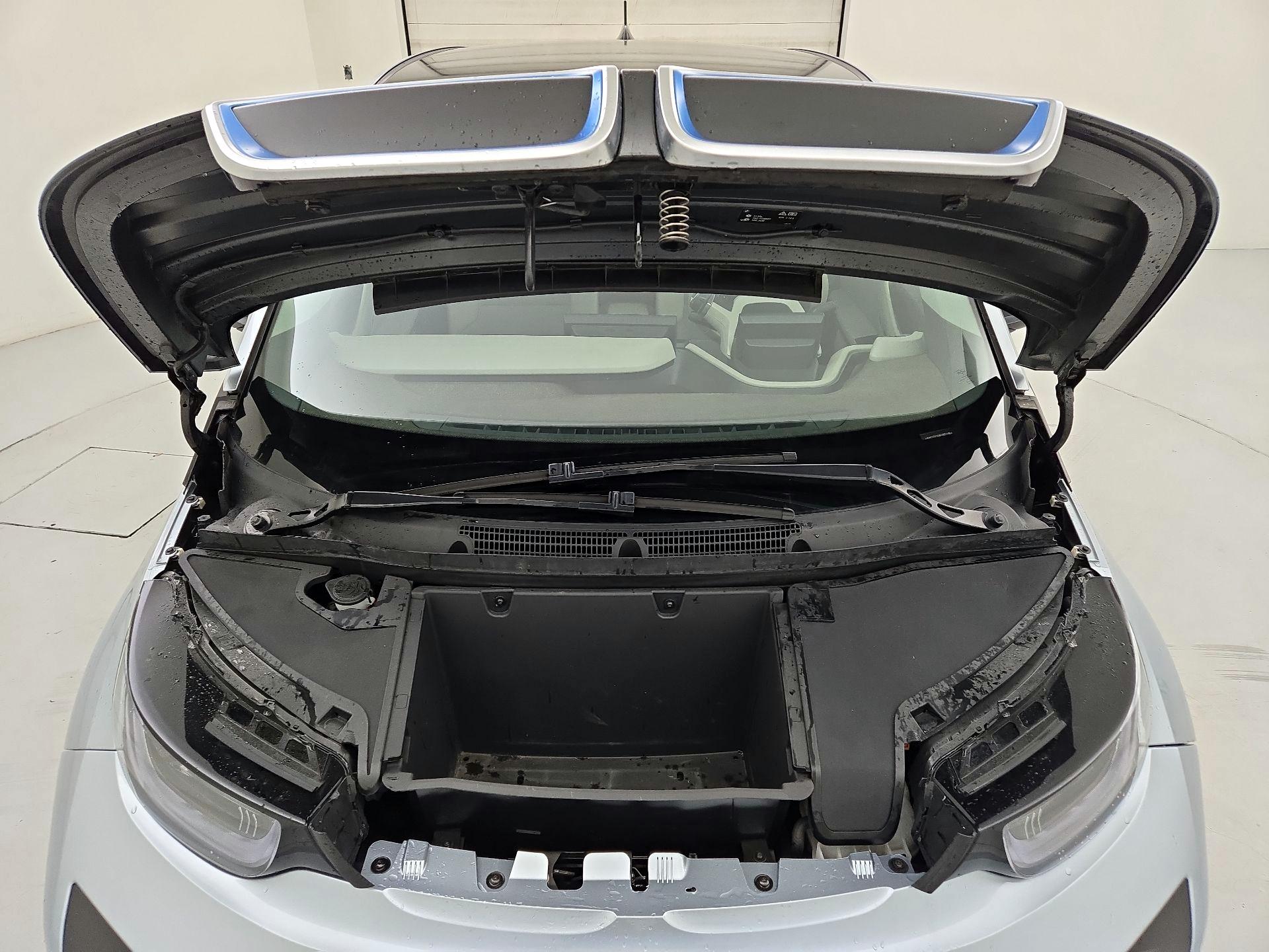 Thumbnail: 2015 BMW i3 - 20