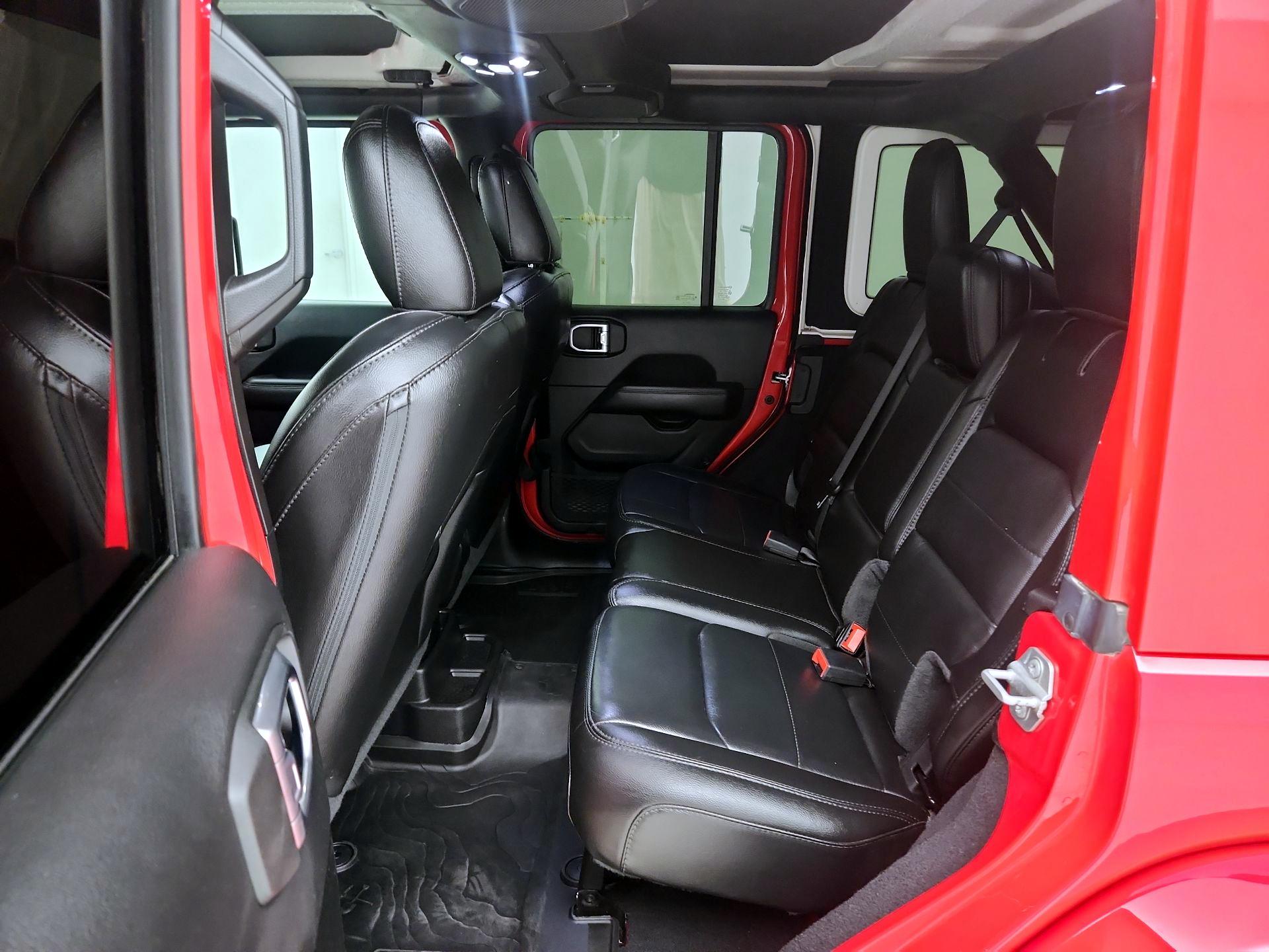 Thumbnail: 2020 Jeep Wrangler - 20