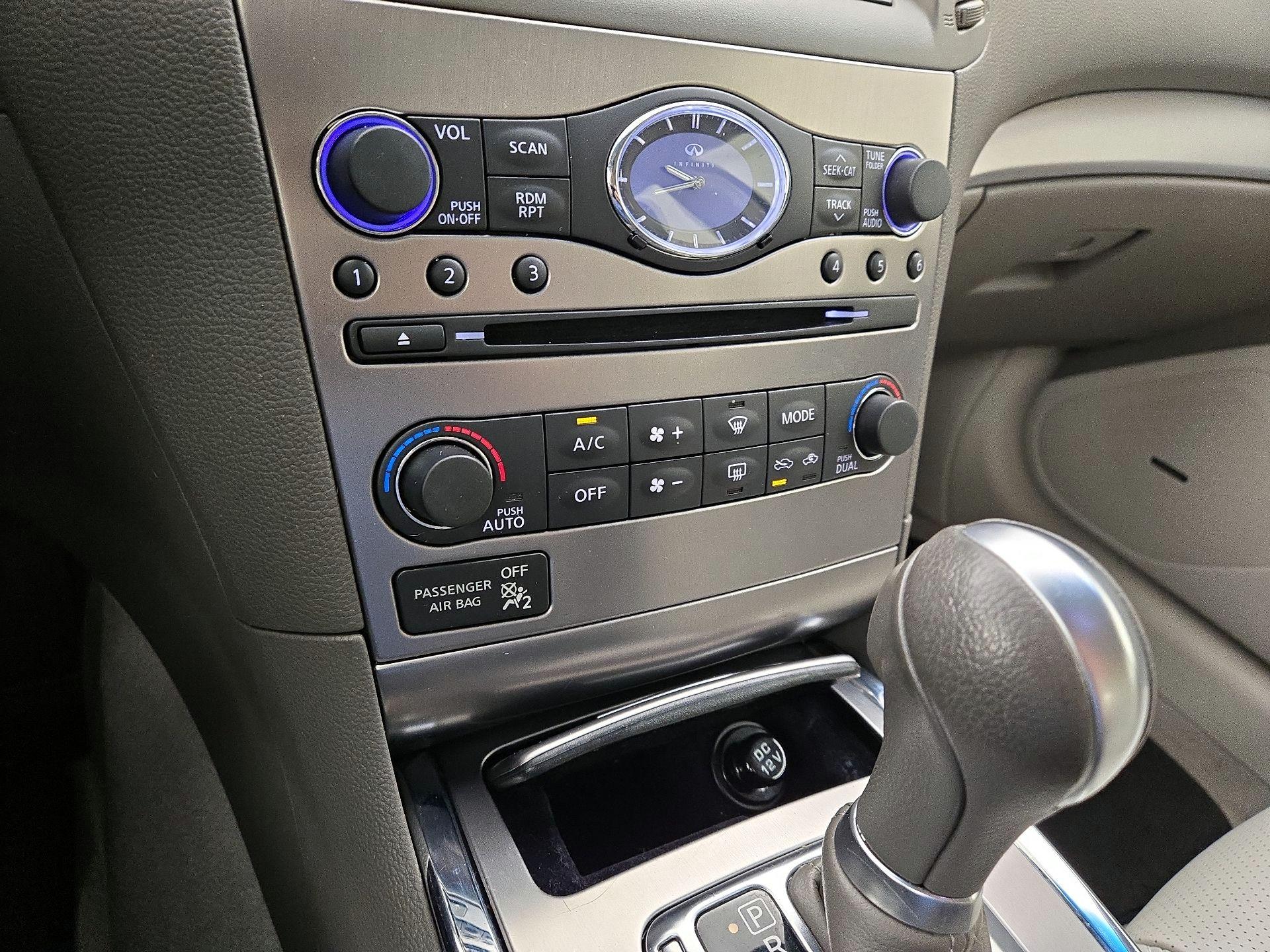 Thumbnail: 2013 INFINITI G37 - 17
