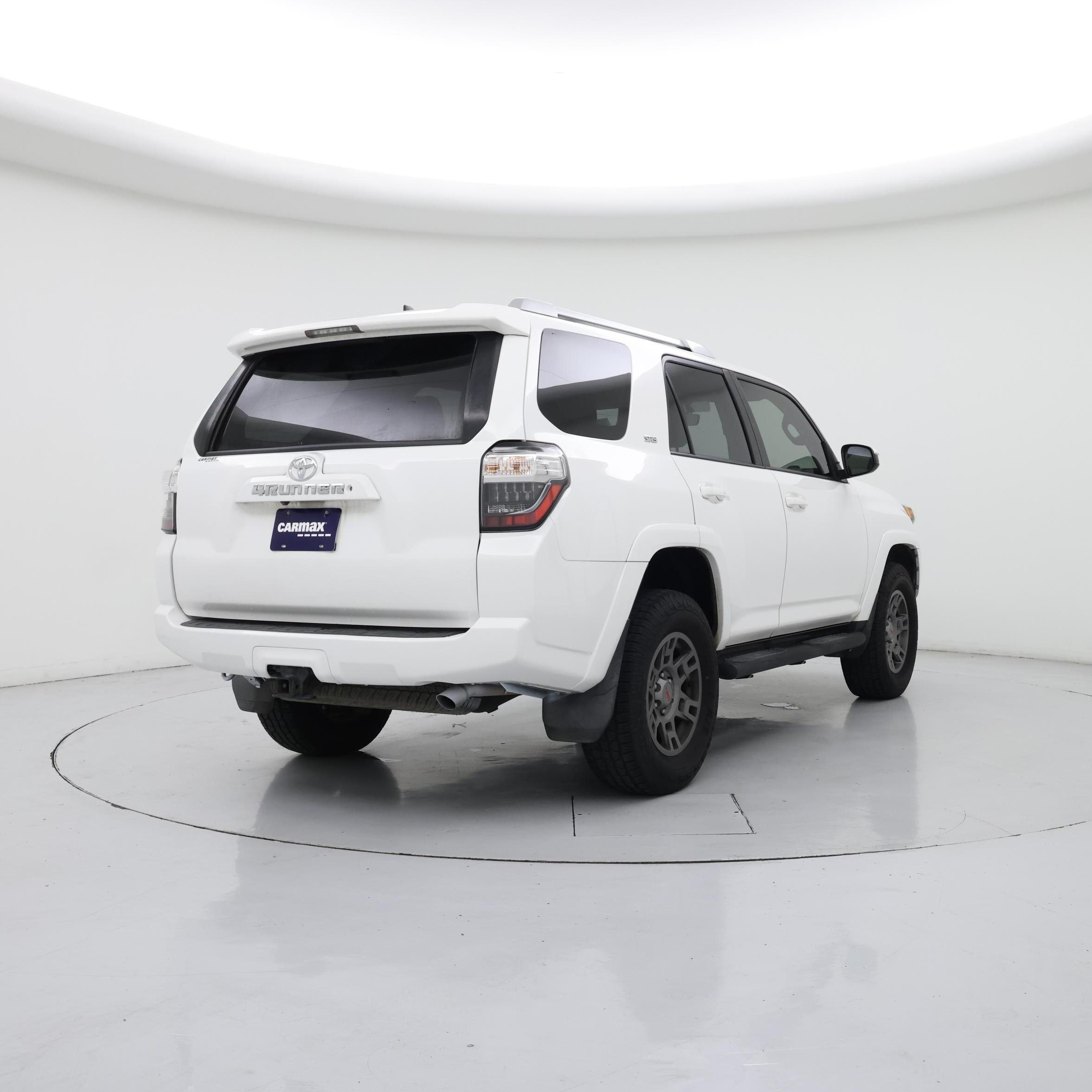 Thumbnail: 2018 Toyota 4Runner - 8