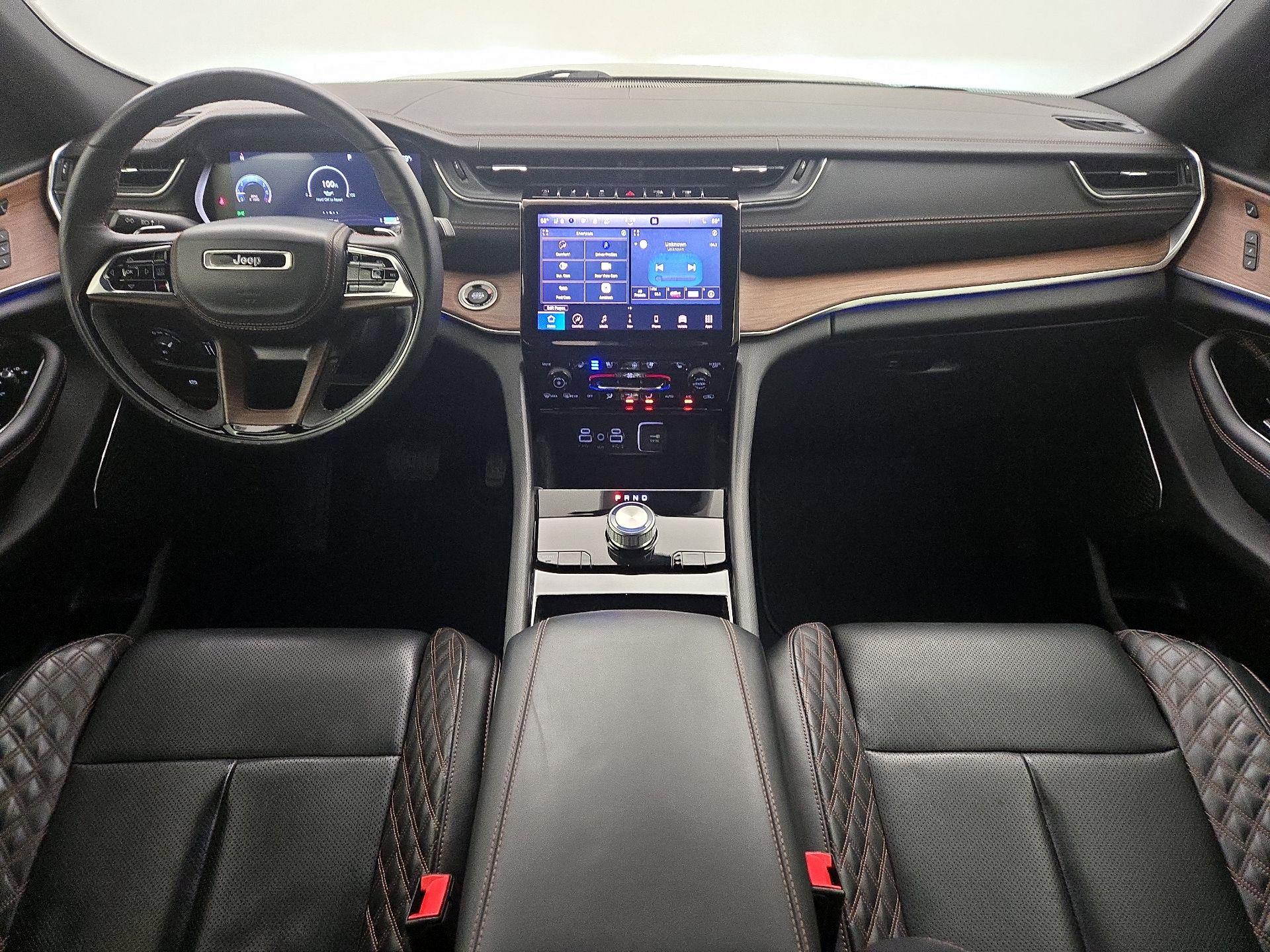 Thumbnail: 2022 Jeep Grand Cherokee - 9