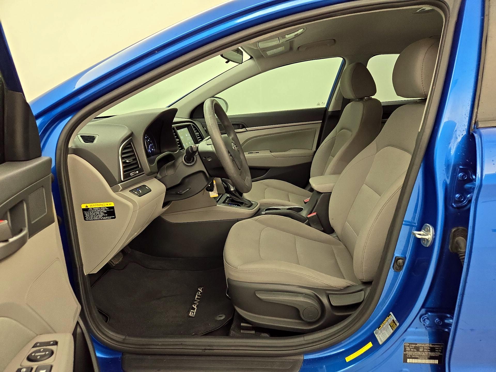 Thumbnail: 2018 Hyundai Elantra - 11