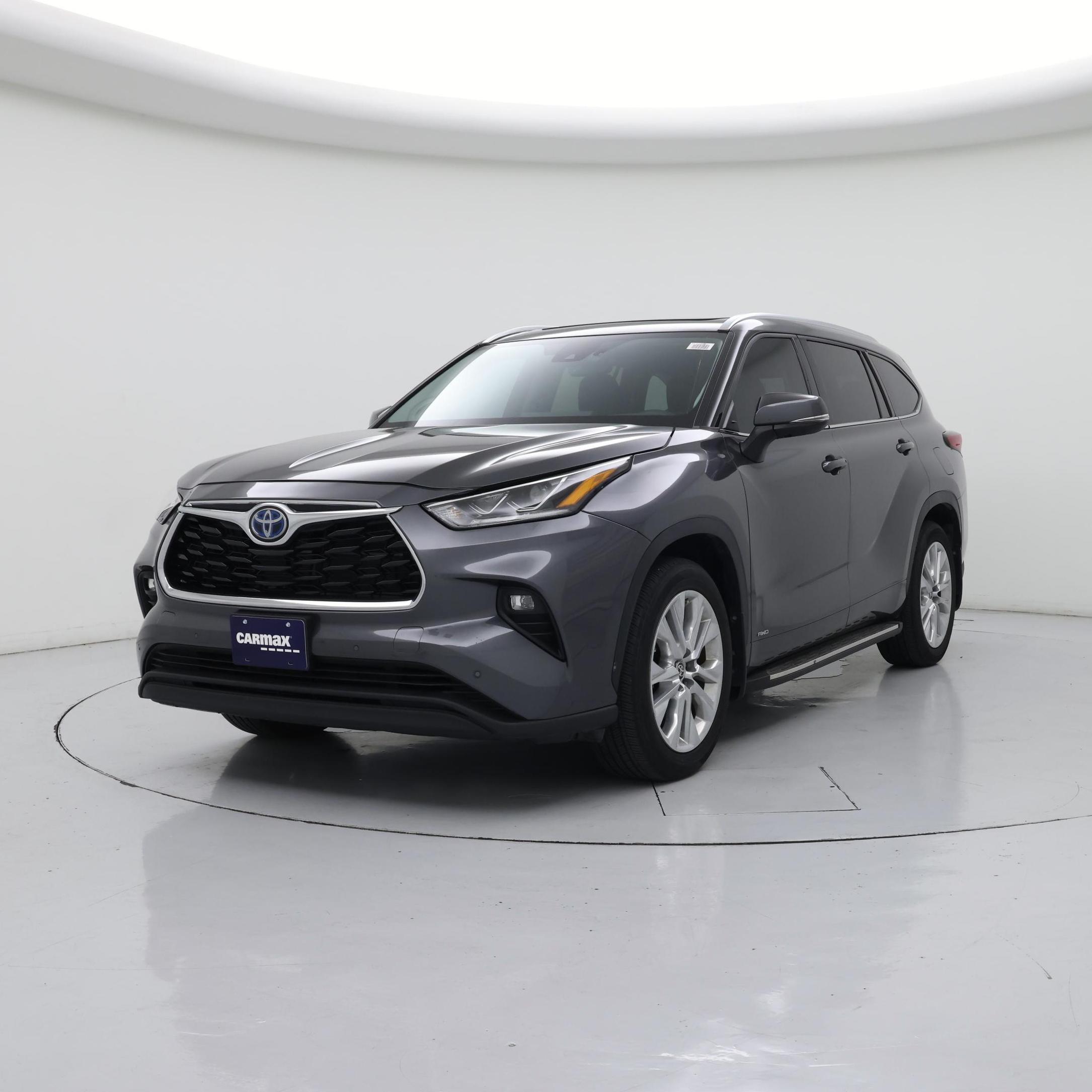 Thumbnail: 2023 Toyota Highlander - 4