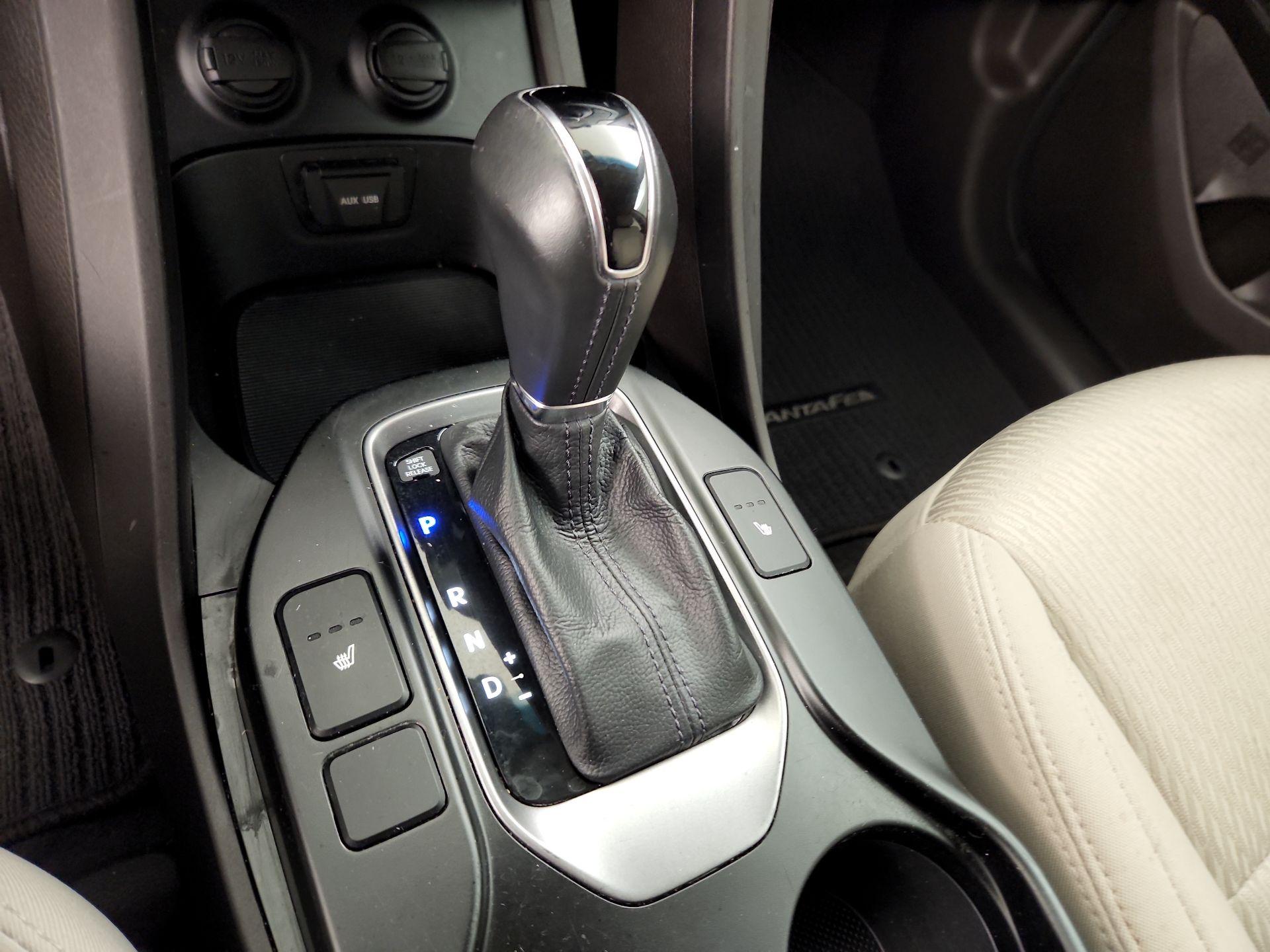 Thumbnail: 2014 Hyundai Santa Fe - 17