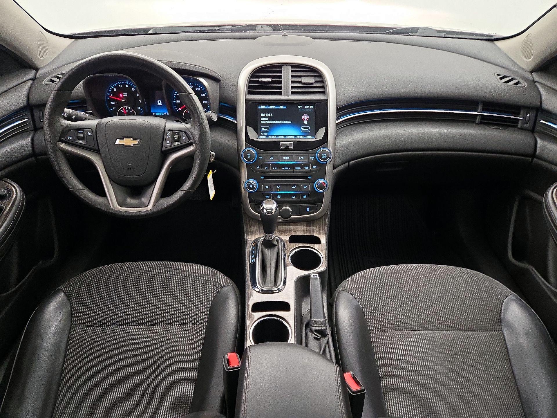 Thumbnail: 2015 Chevrolet Malibu - 9
