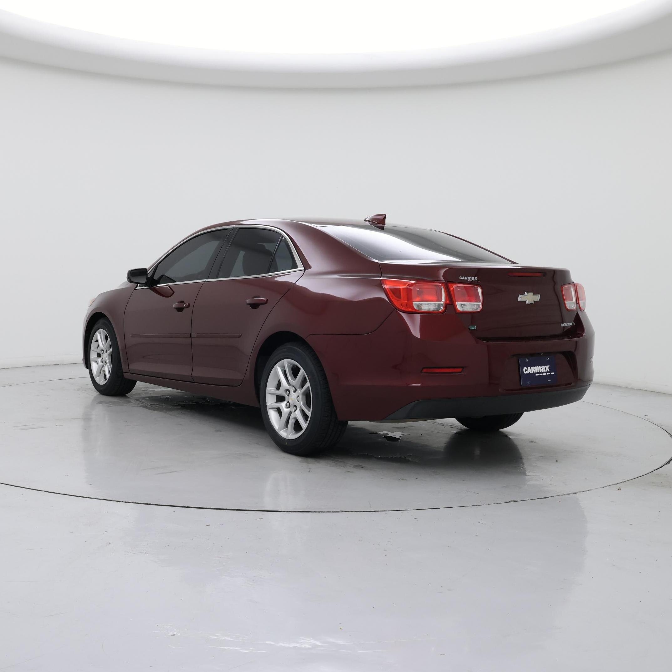 Thumbnail: 2015 Chevrolet Malibu - 2