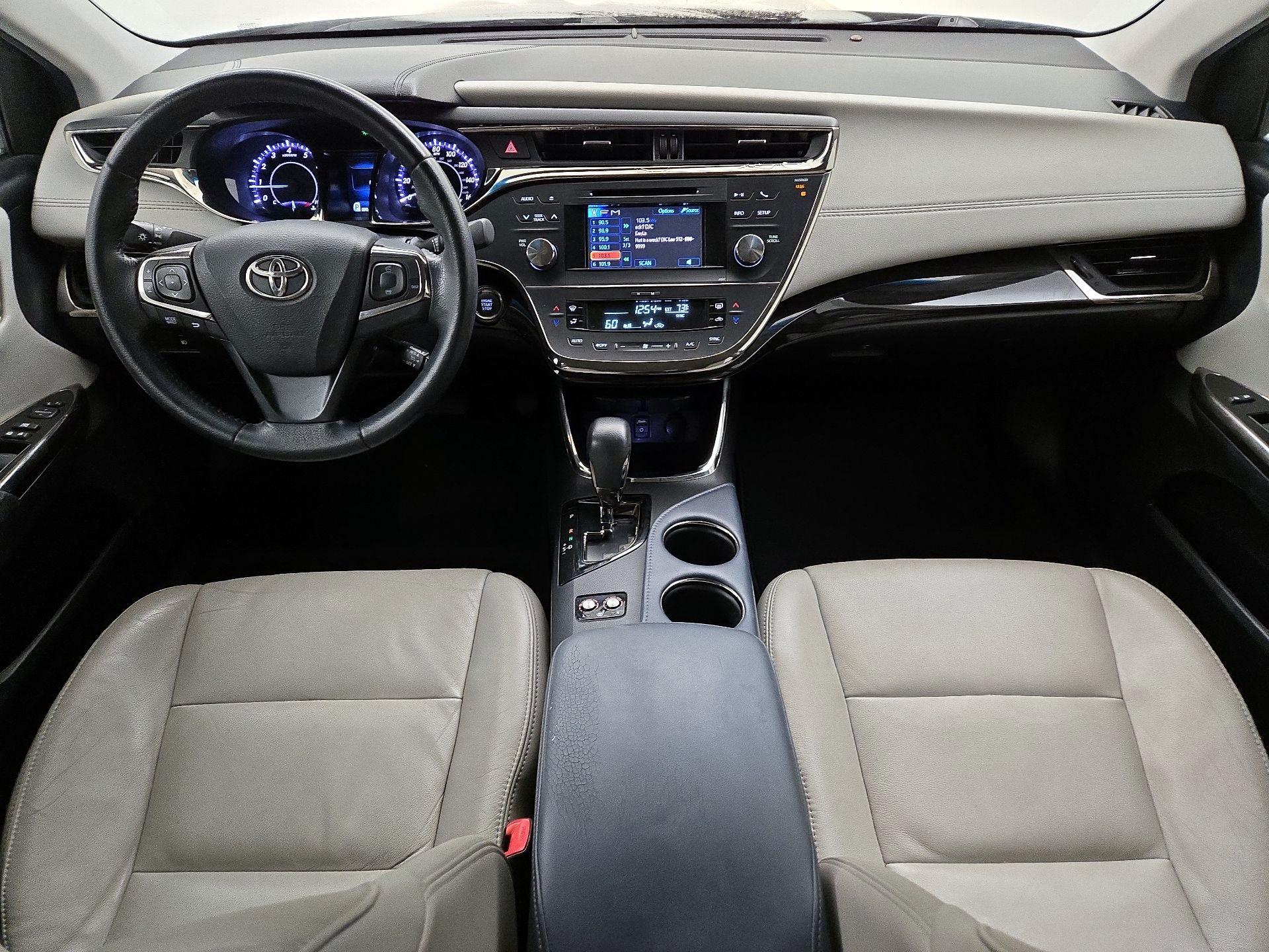 Thumbnail: 2013 Toyota Avalon - 9