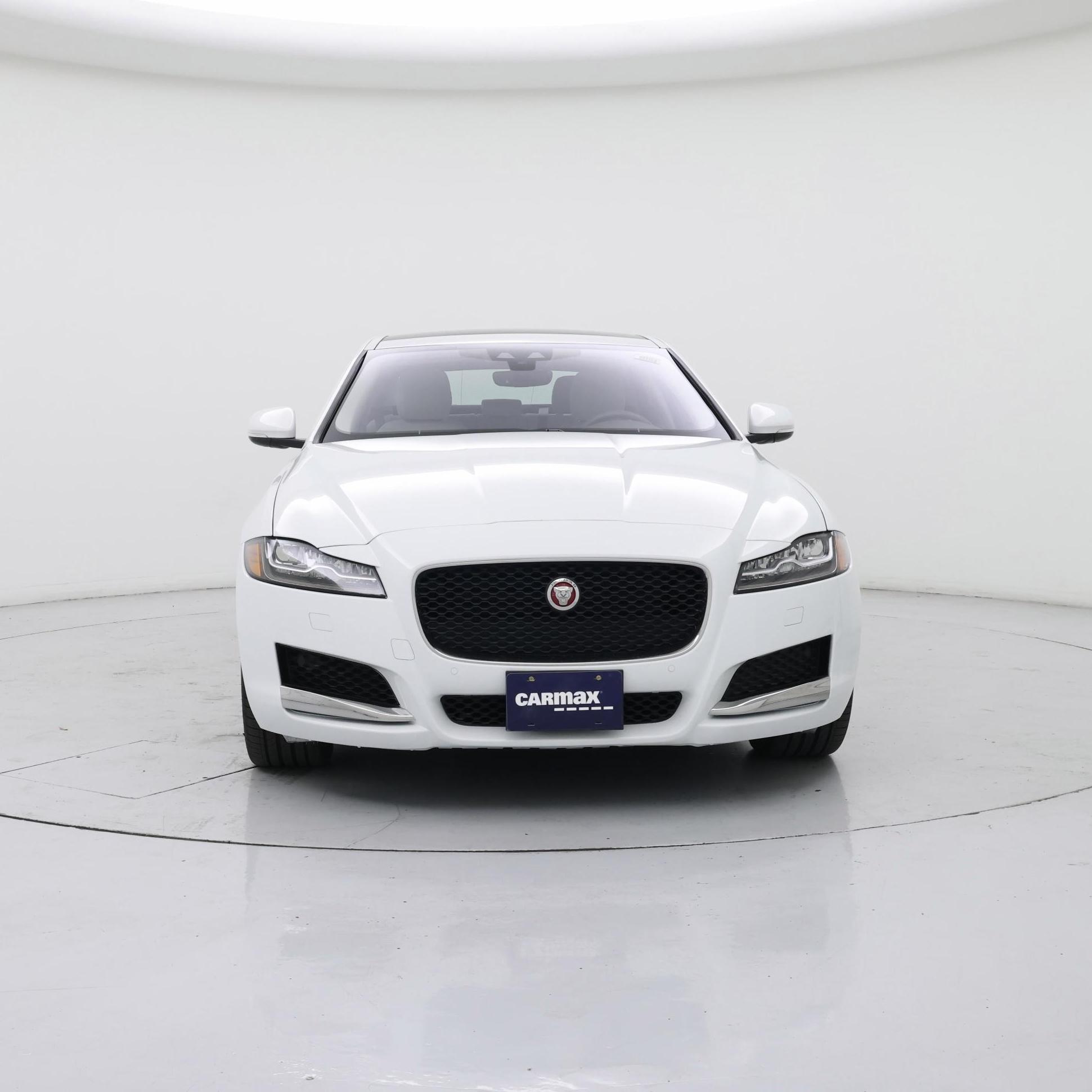 Thumbnail: 2020 Jaguar XF - 5