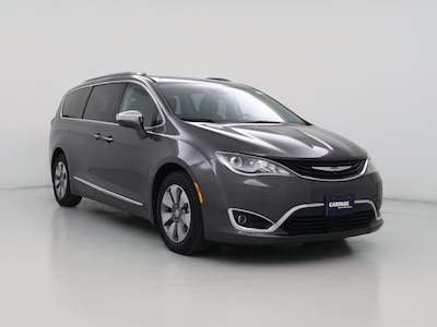 Gray 2018 Chrysler Pacifica Hybrid Limited