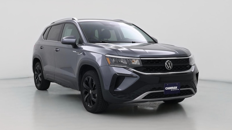 2023 Volkswagen Taos SE Hero Image