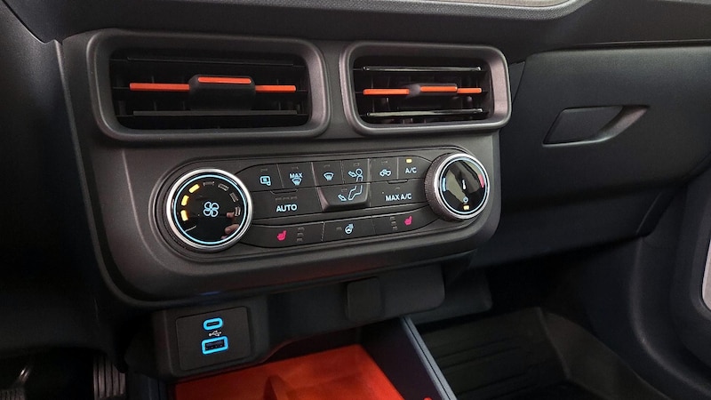 2022 Ford Maverick XLT 16