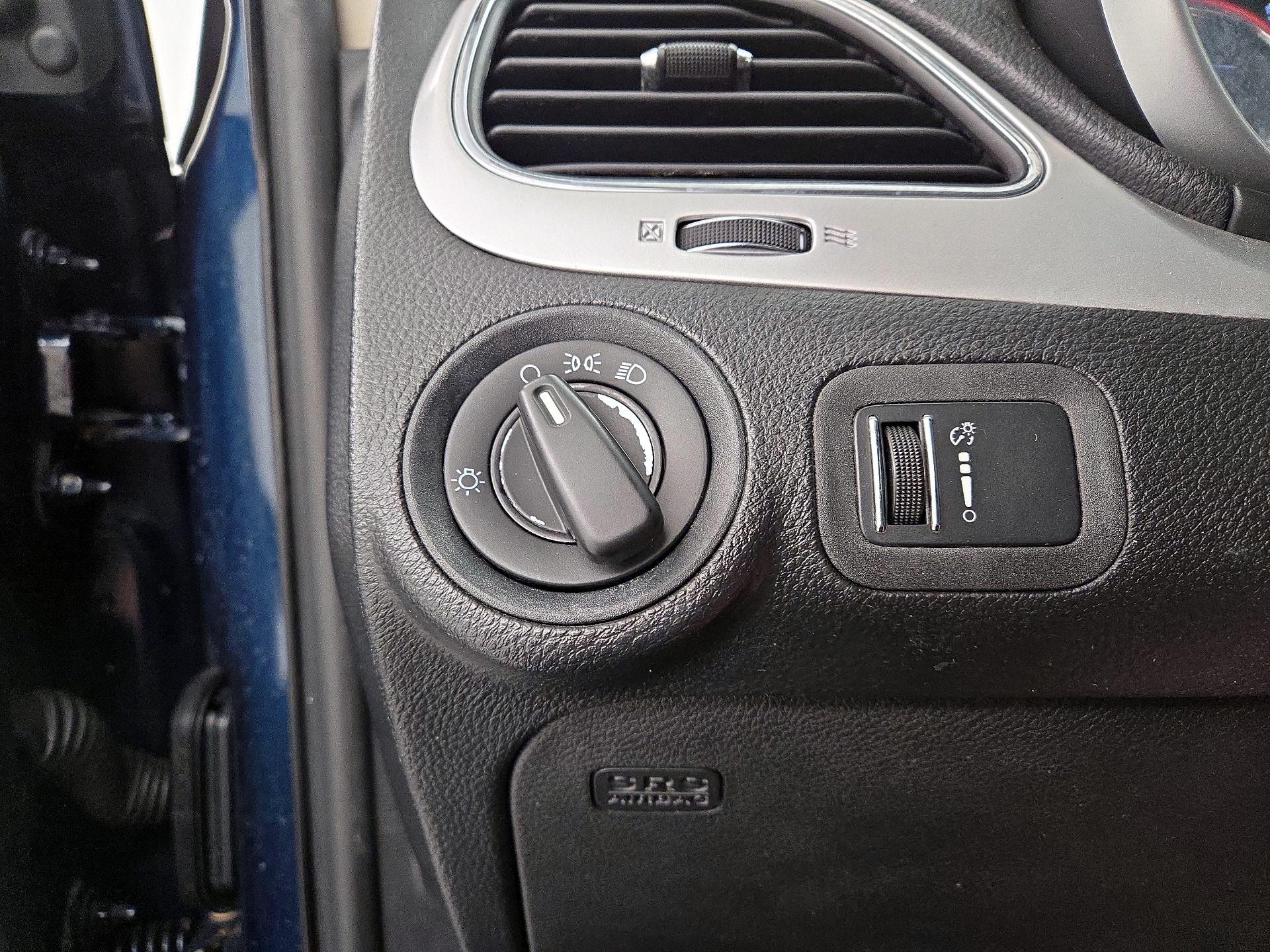 Thumbnail: 2015 Dodge Journey - 13