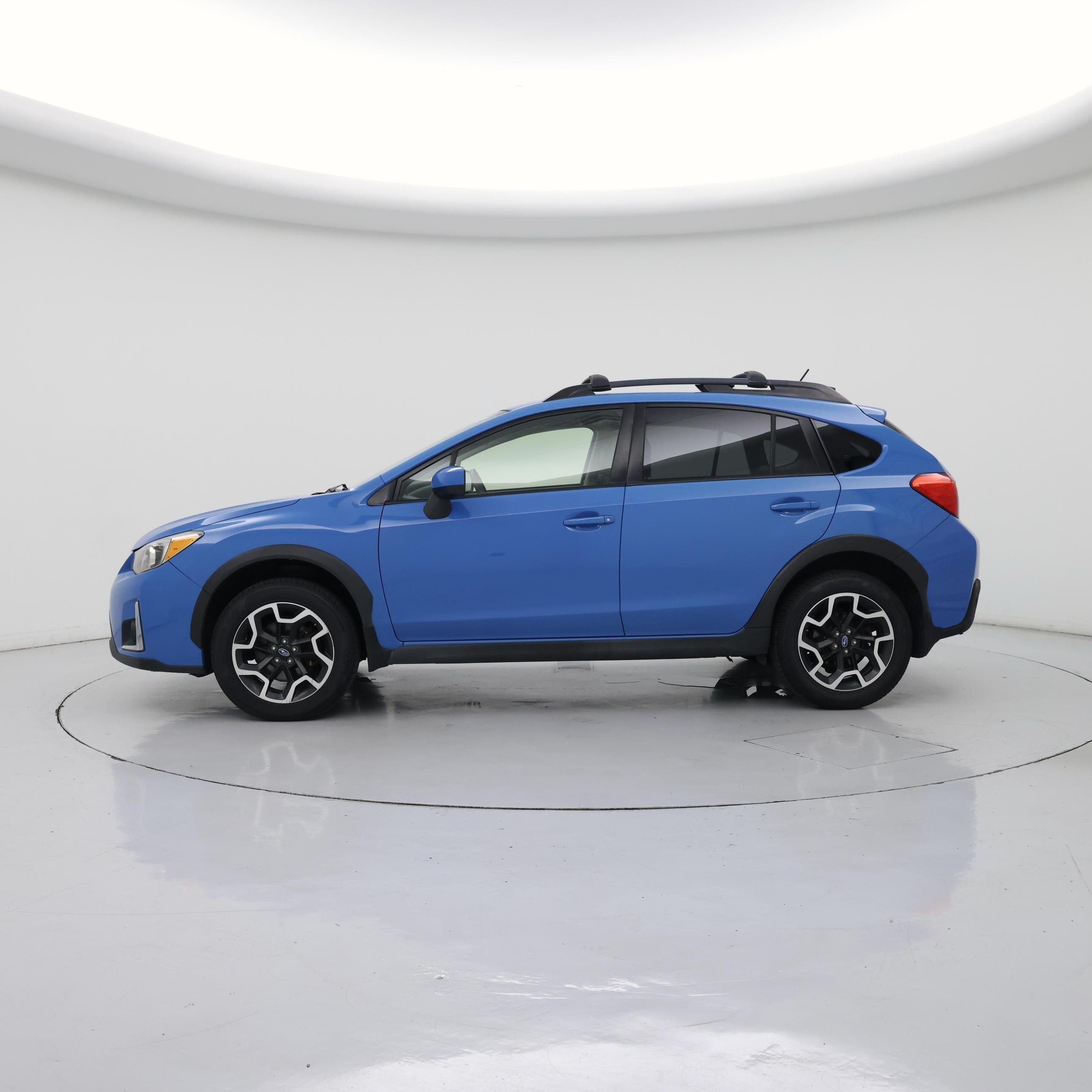 Thumbnail: 2016 Subaru XV Crosstrek - 3