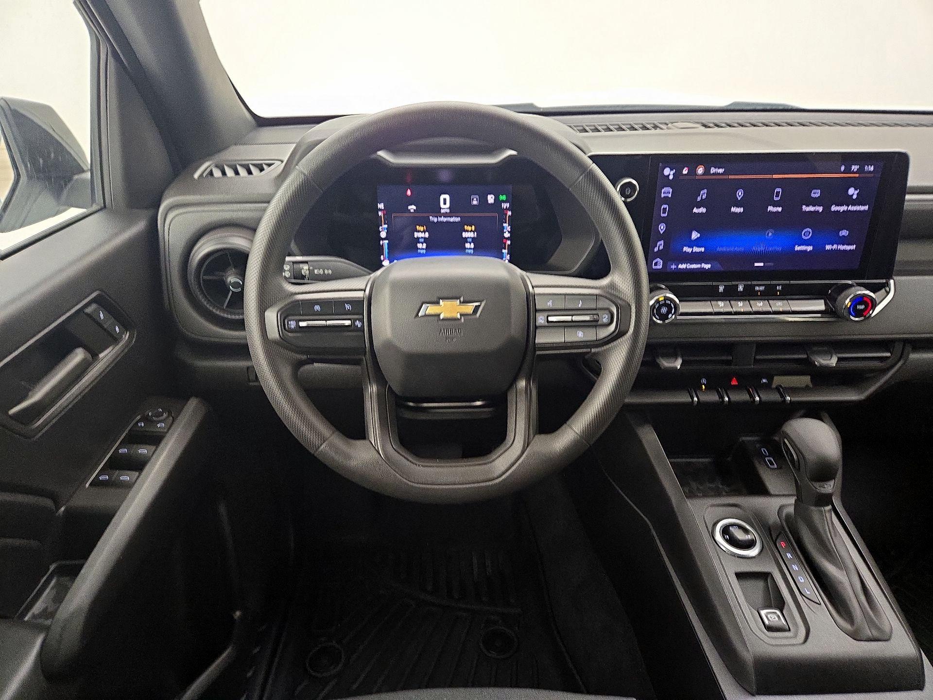 Thumbnail: 2023 Chevrolet Colorado - 10