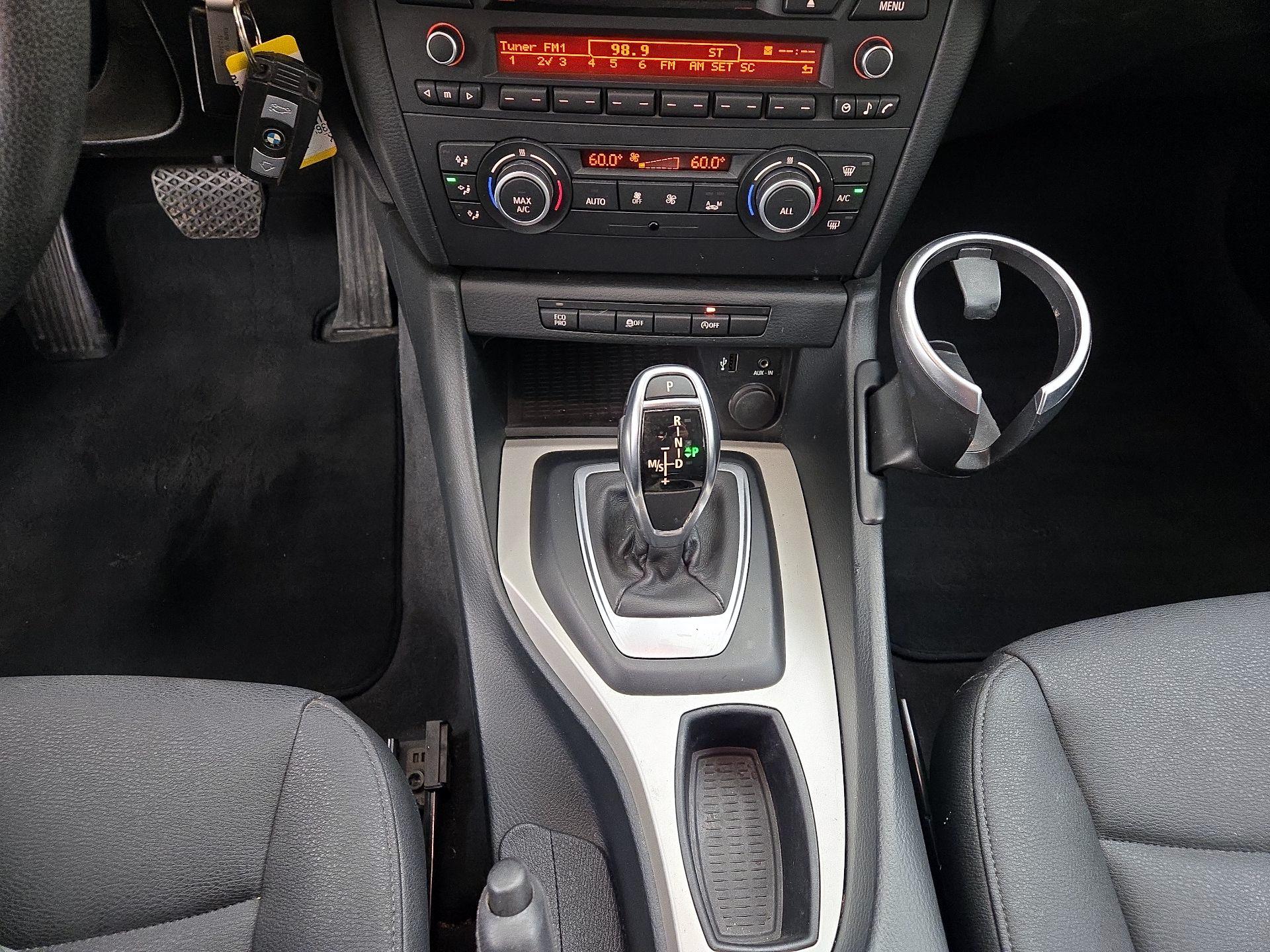 Thumbnail: 2015 BMW X1 - 16