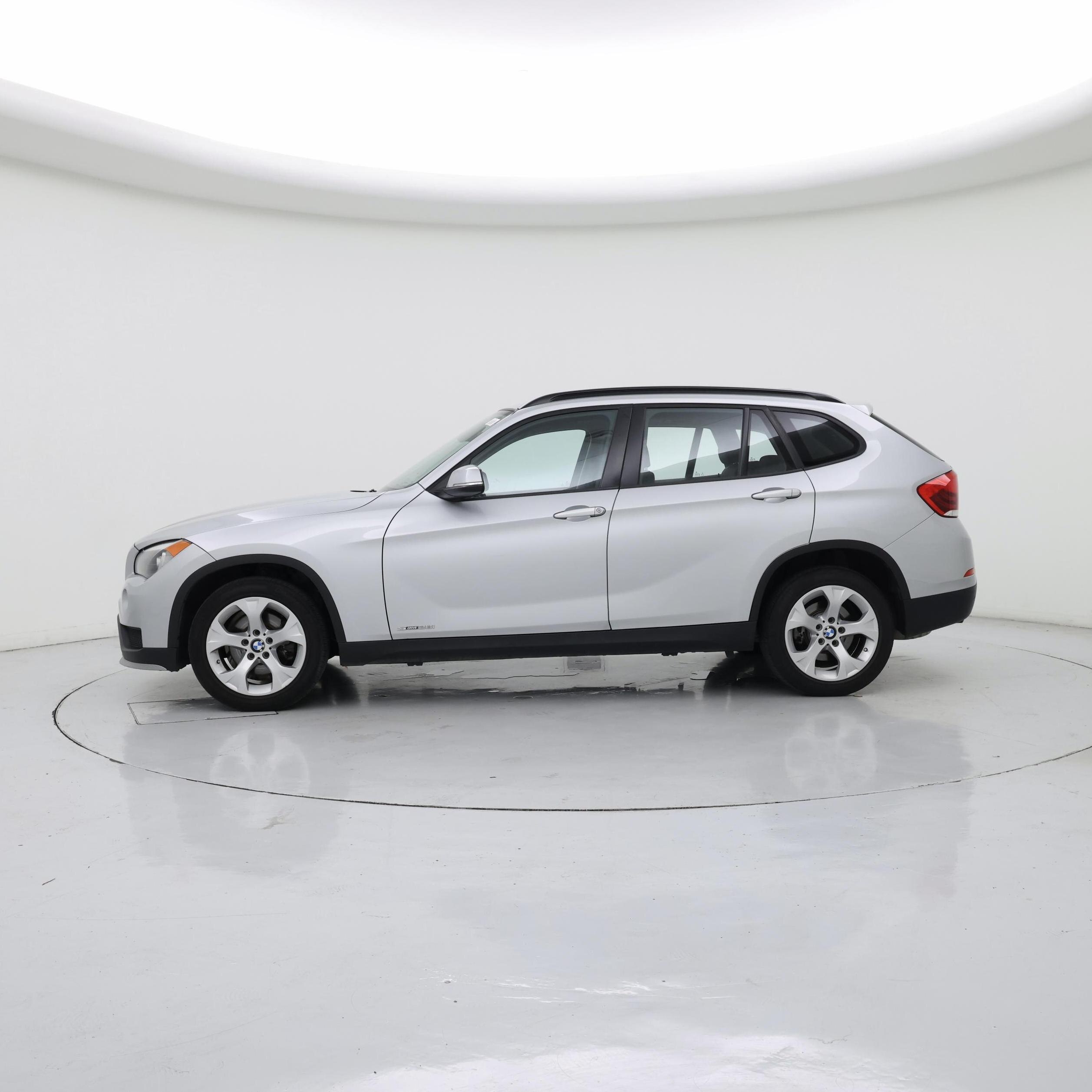 Thumbnail: 2015 BMW X1 - 3