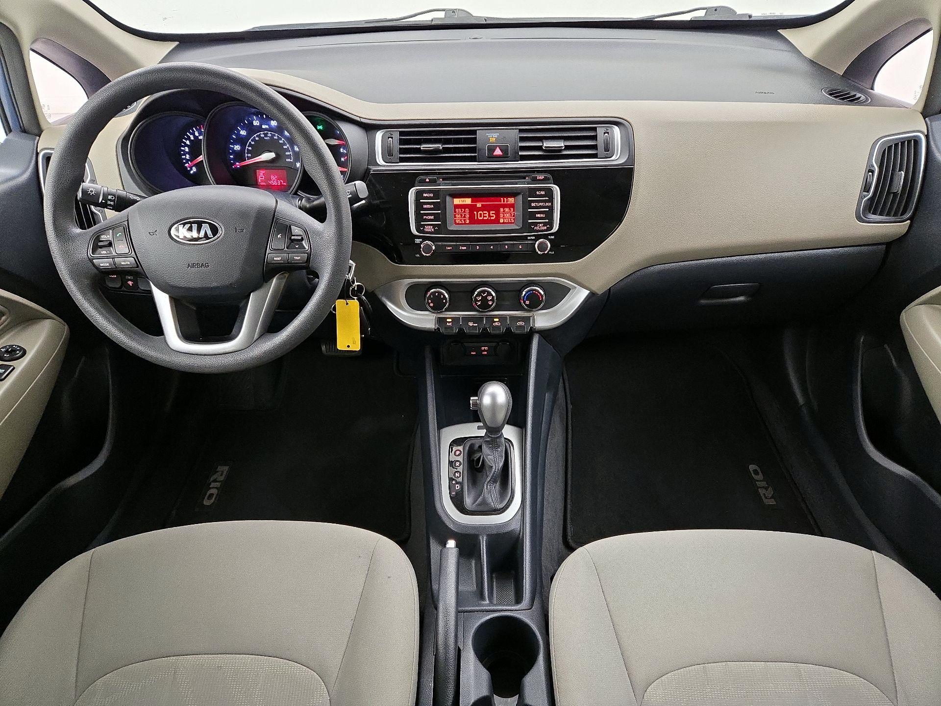 Thumbnail: 2016 Kia Rio - 9