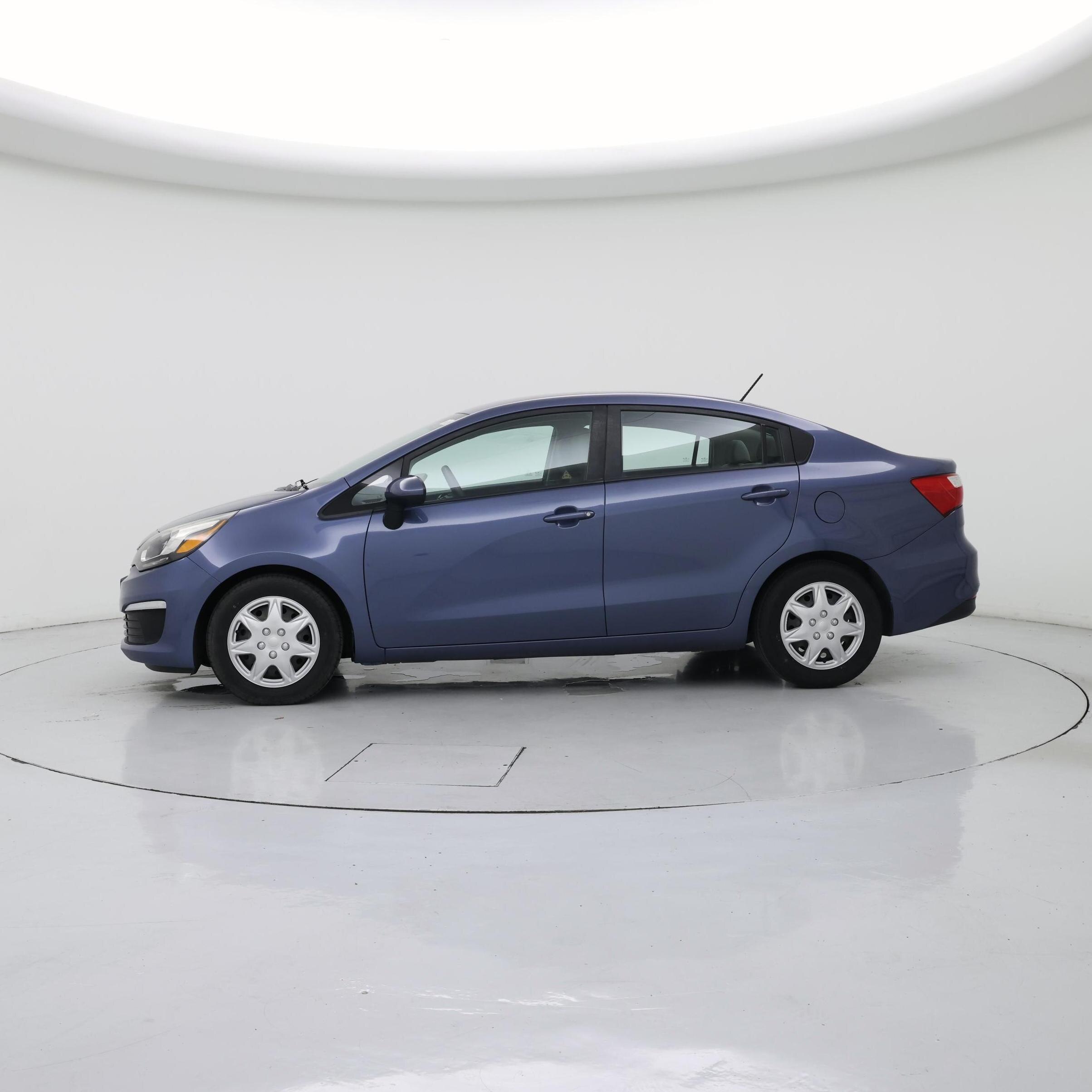 Thumbnail: 2016 Kia Rio - 3