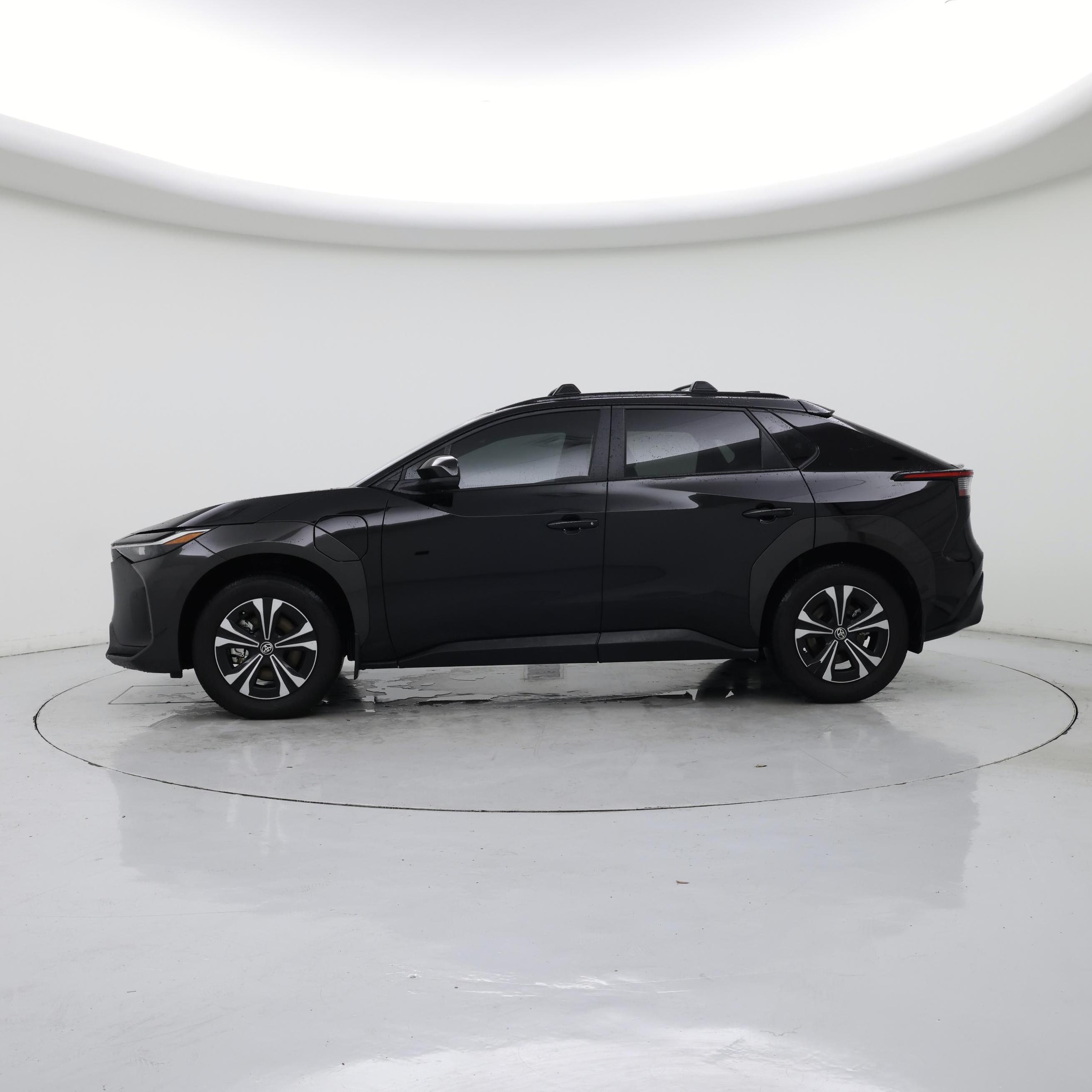 Thumbnail: 2024 Toyota bZ4X - 3