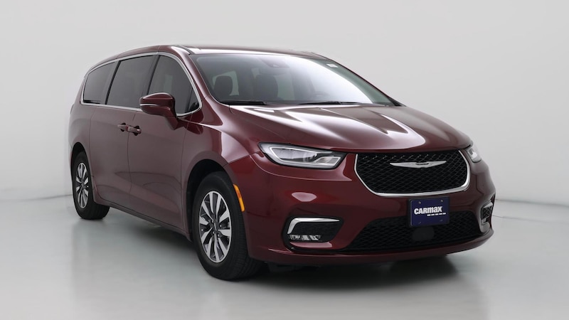 2022 Chrysler Pacifica Hybrid Touring L Hero Image