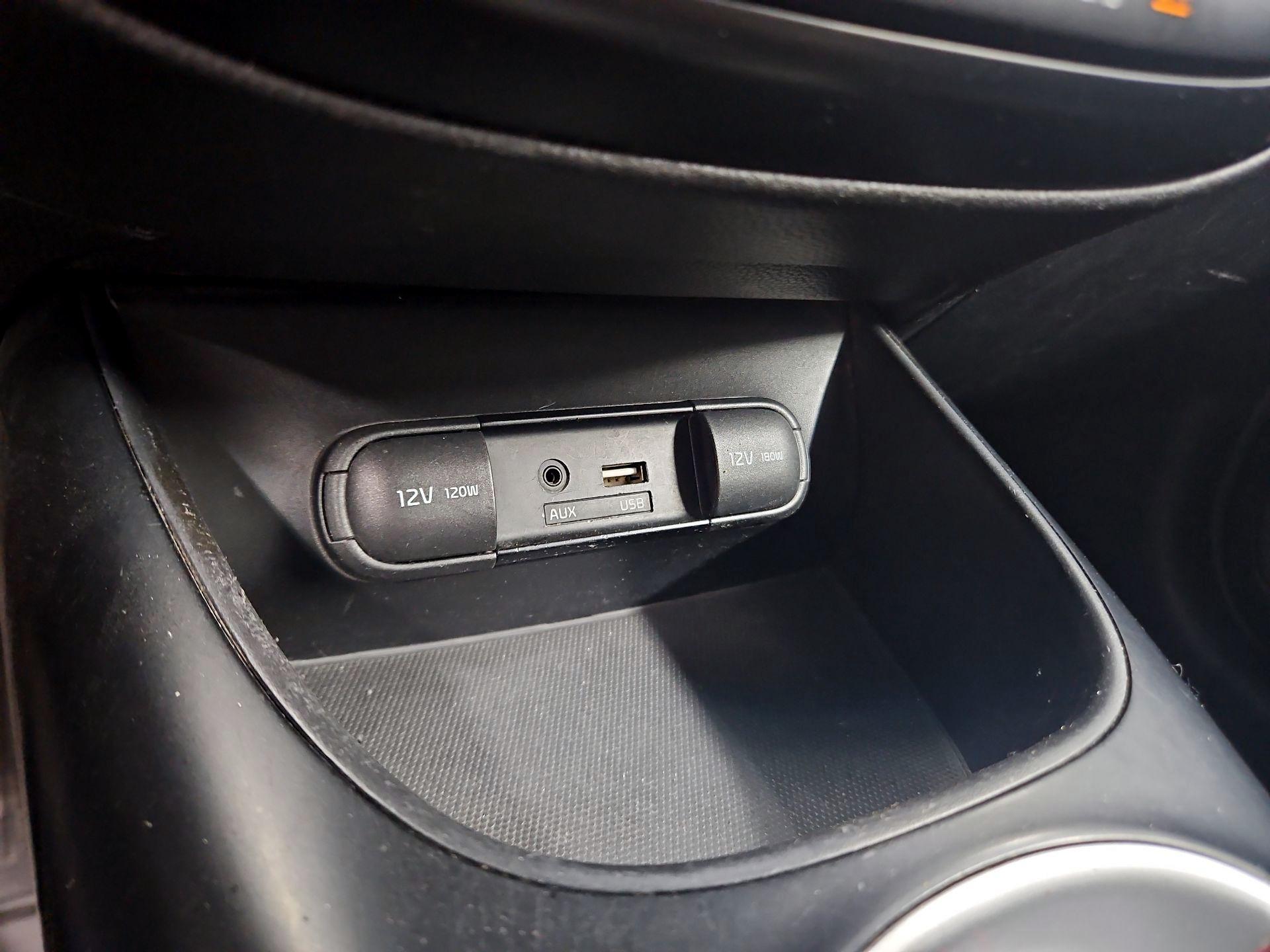 Thumbnail: 2019 Kia Soul - 18