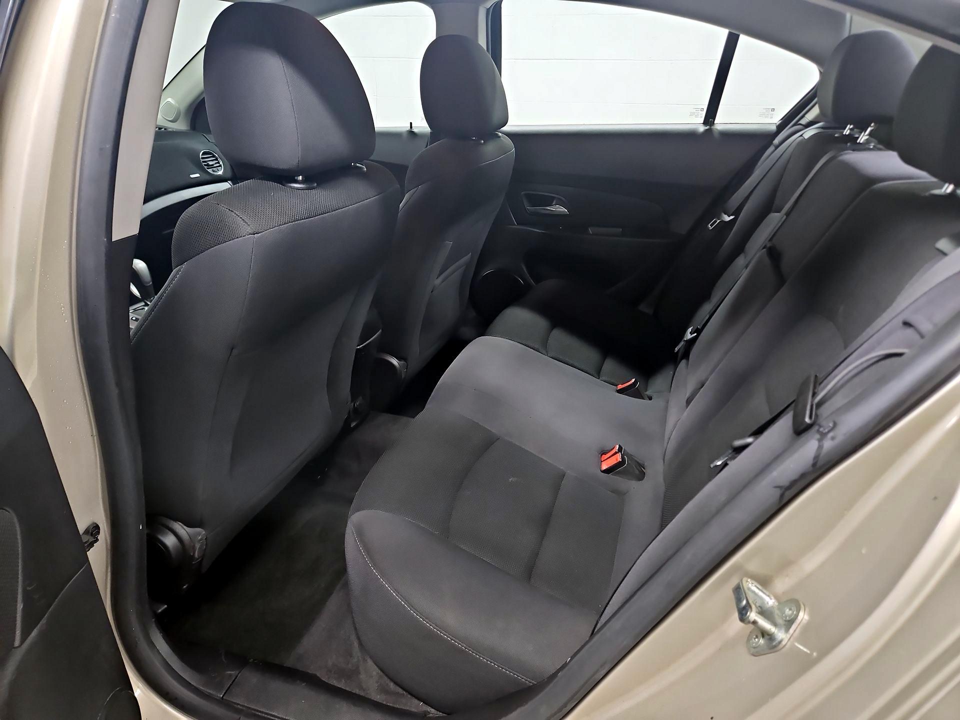 Thumbnail: 2014 Chevrolet Cruze - 18