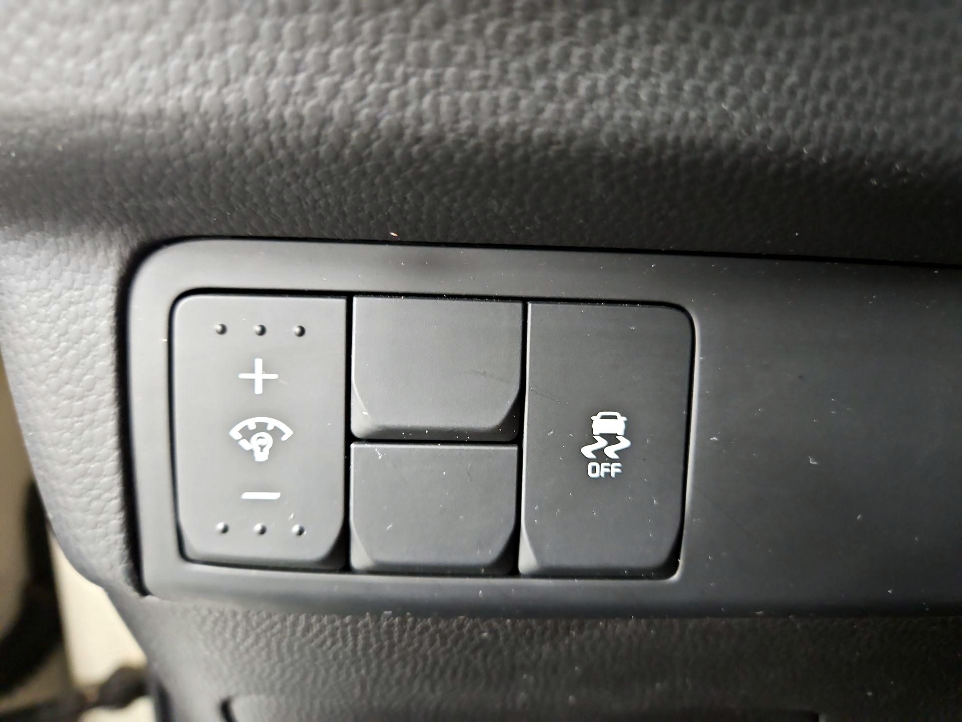 Thumbnail: 2016 Kia Soul - 13