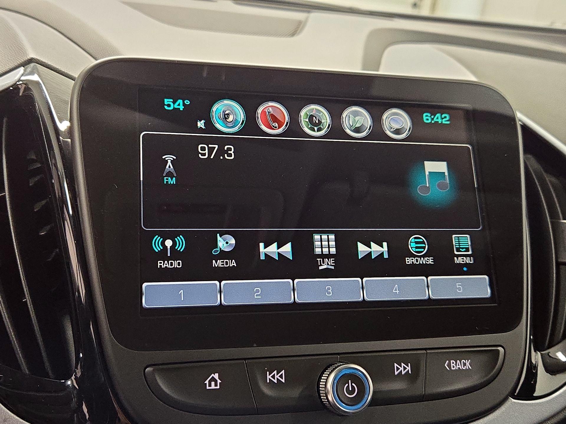 Thumbnail: 2017 Chevrolet Volt - 15