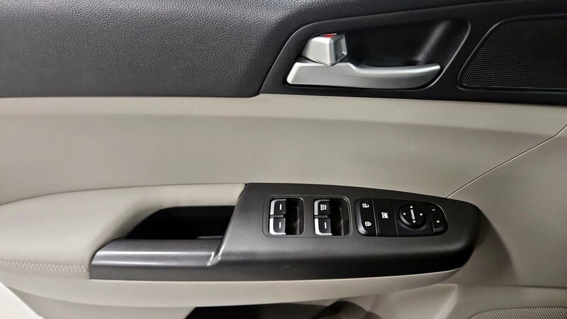 2020 Kia Sportage LX 12