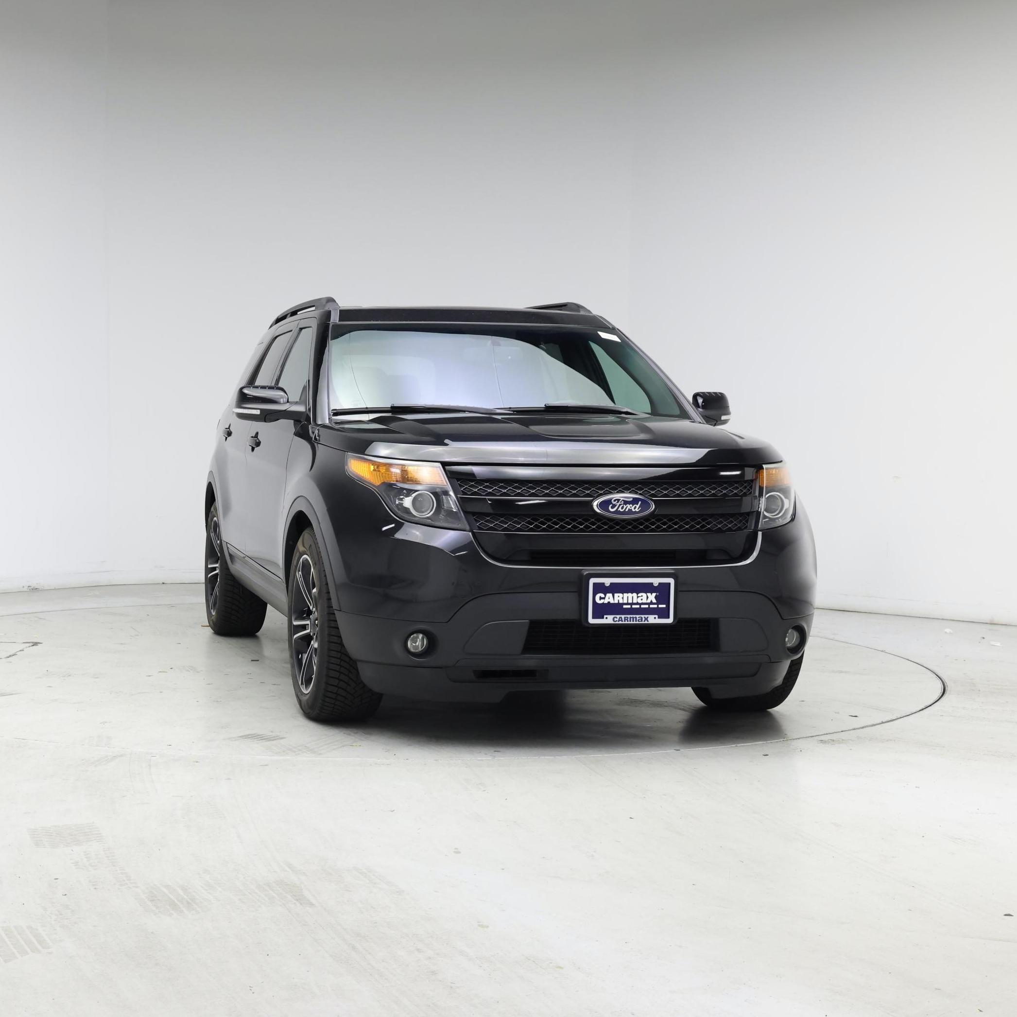 Thumbnail: 2015 Ford Explorer - 5